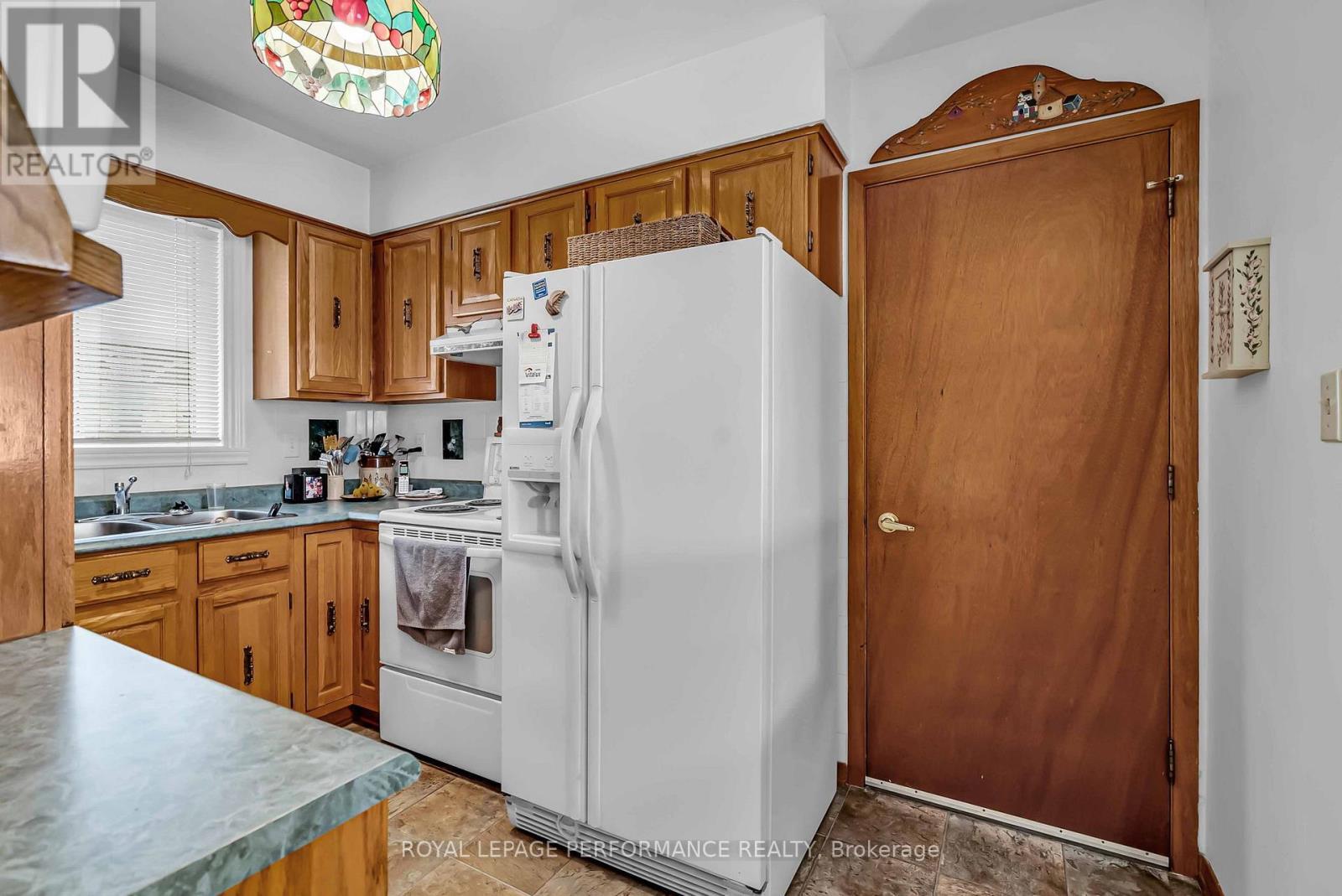 












1953 CONCORDE AVENUE

,
Cornwall,




Ontario
K6H6M3

