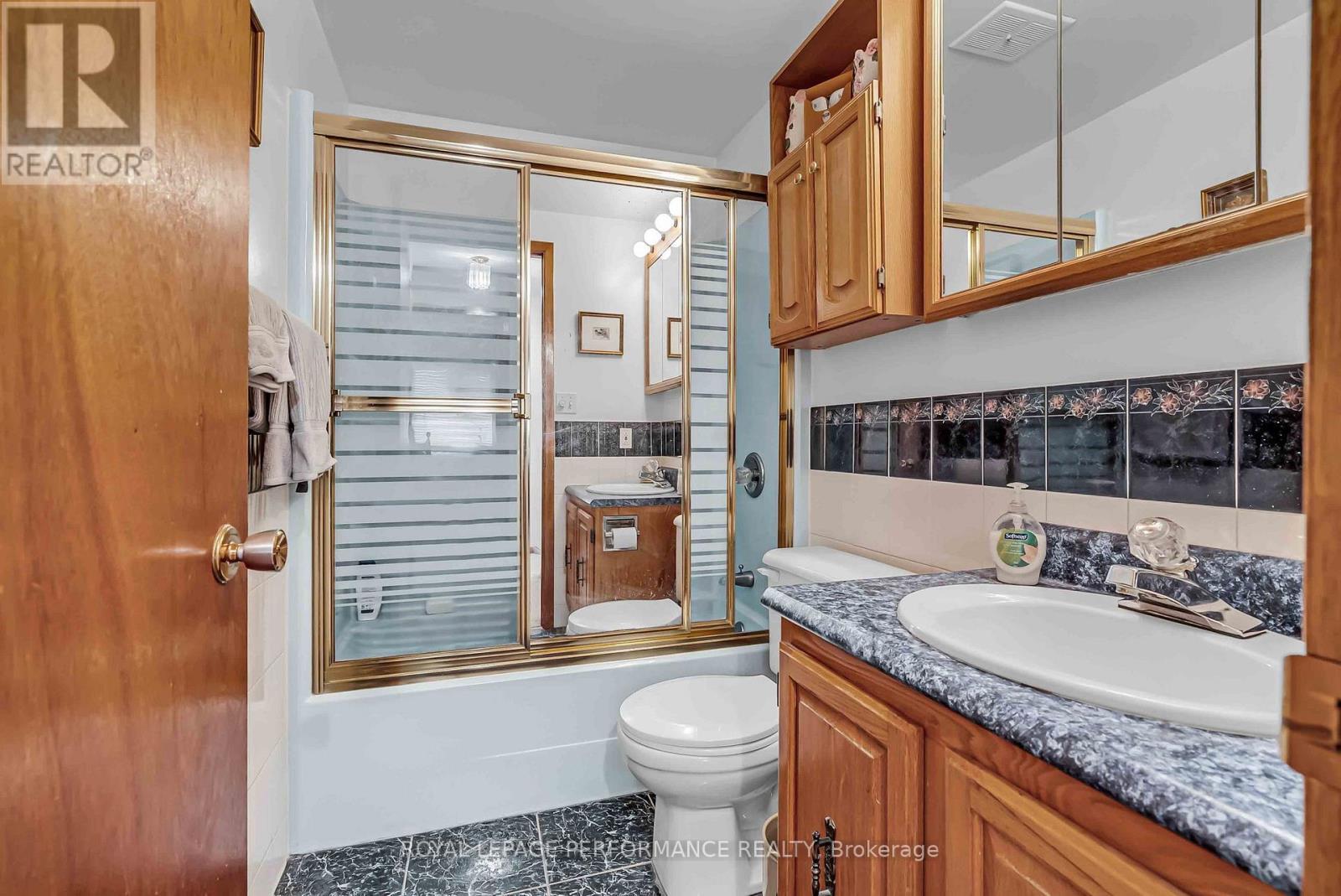 












1953 CONCORDE AVENUE

,
Cornwall,




Ontario
K6H6M3

