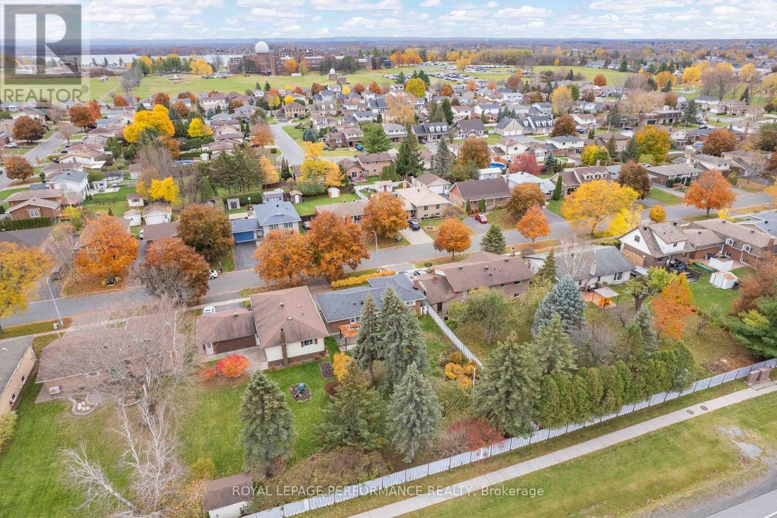 












1953 CONCORDE AVENUE

,
Cornwall,




Ontario
K6H6M3

