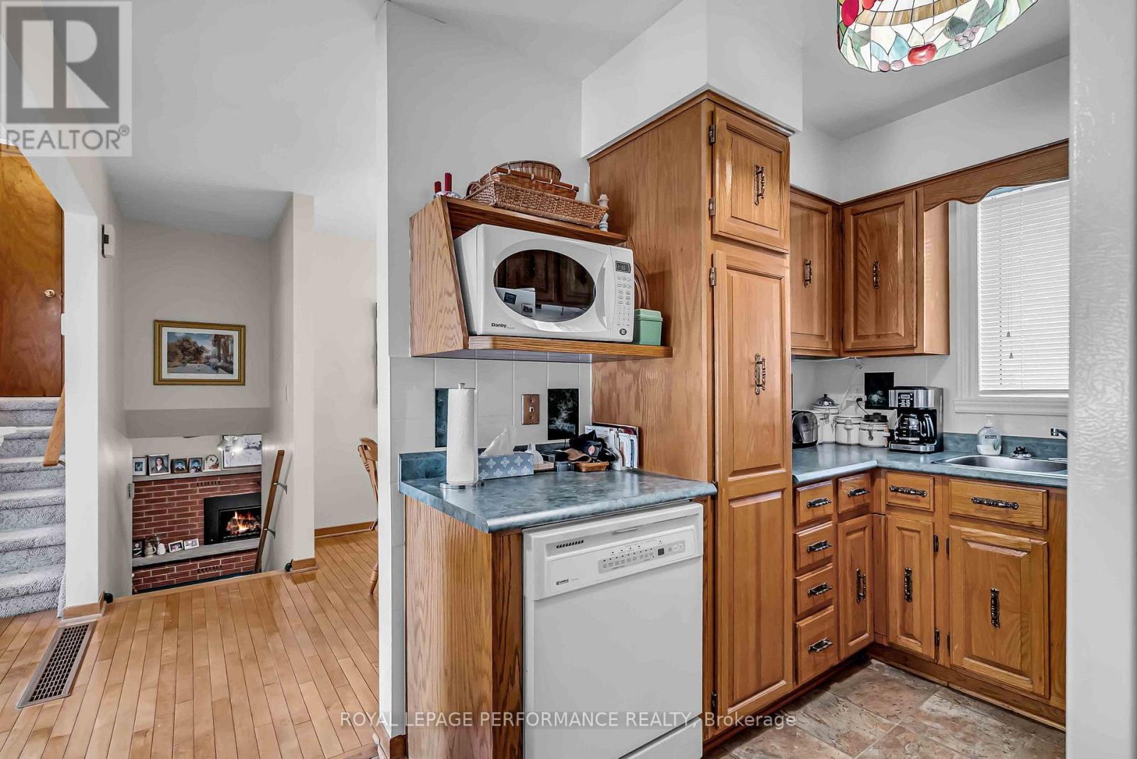 












1953 CONCORDE AVENUE

,
Cornwall,




Ontario
K6H6M3

