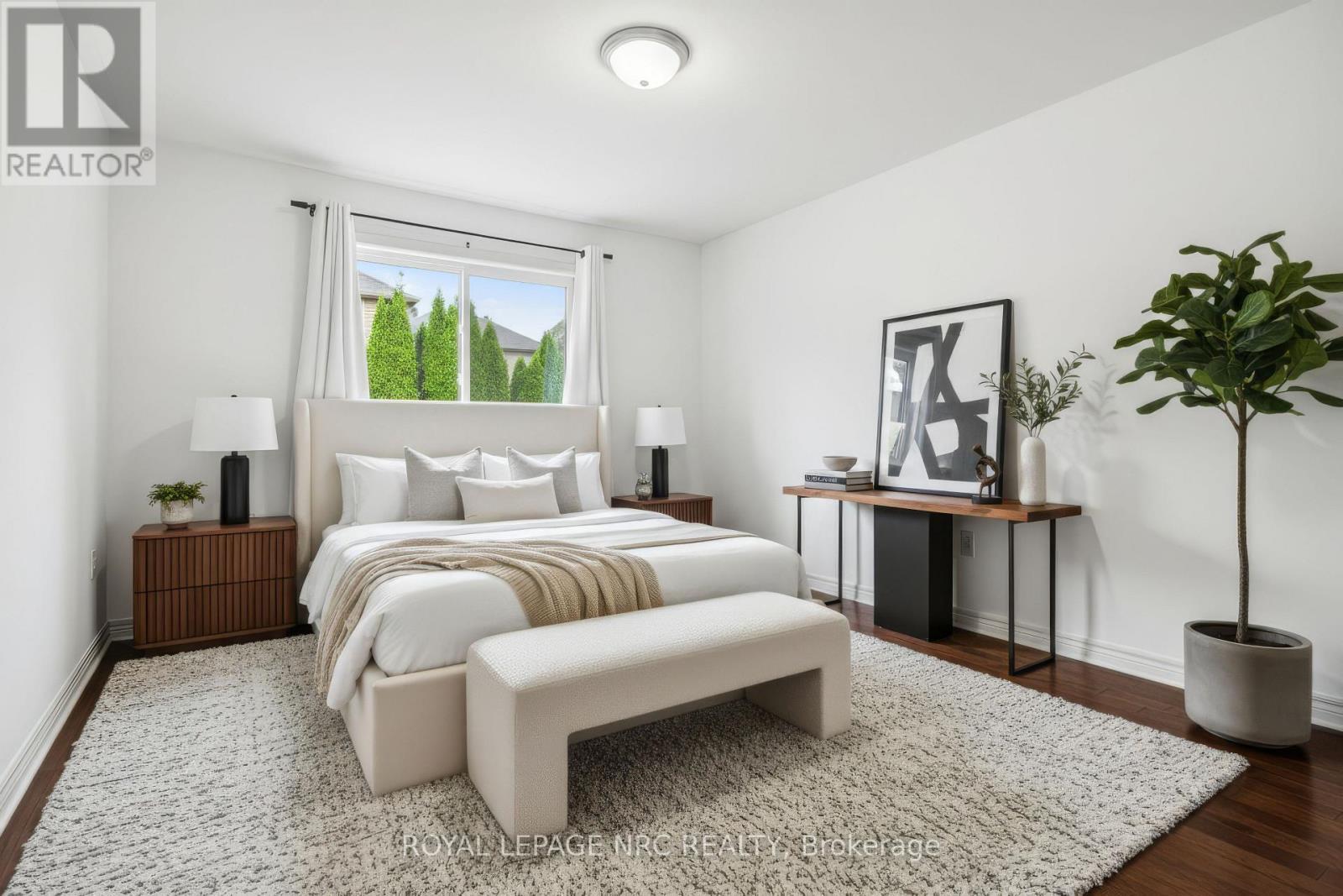 












18 BLUEGRASS CRESCENT

,
St. Catharines (Oakdale),




Ontario
L2P0A7

