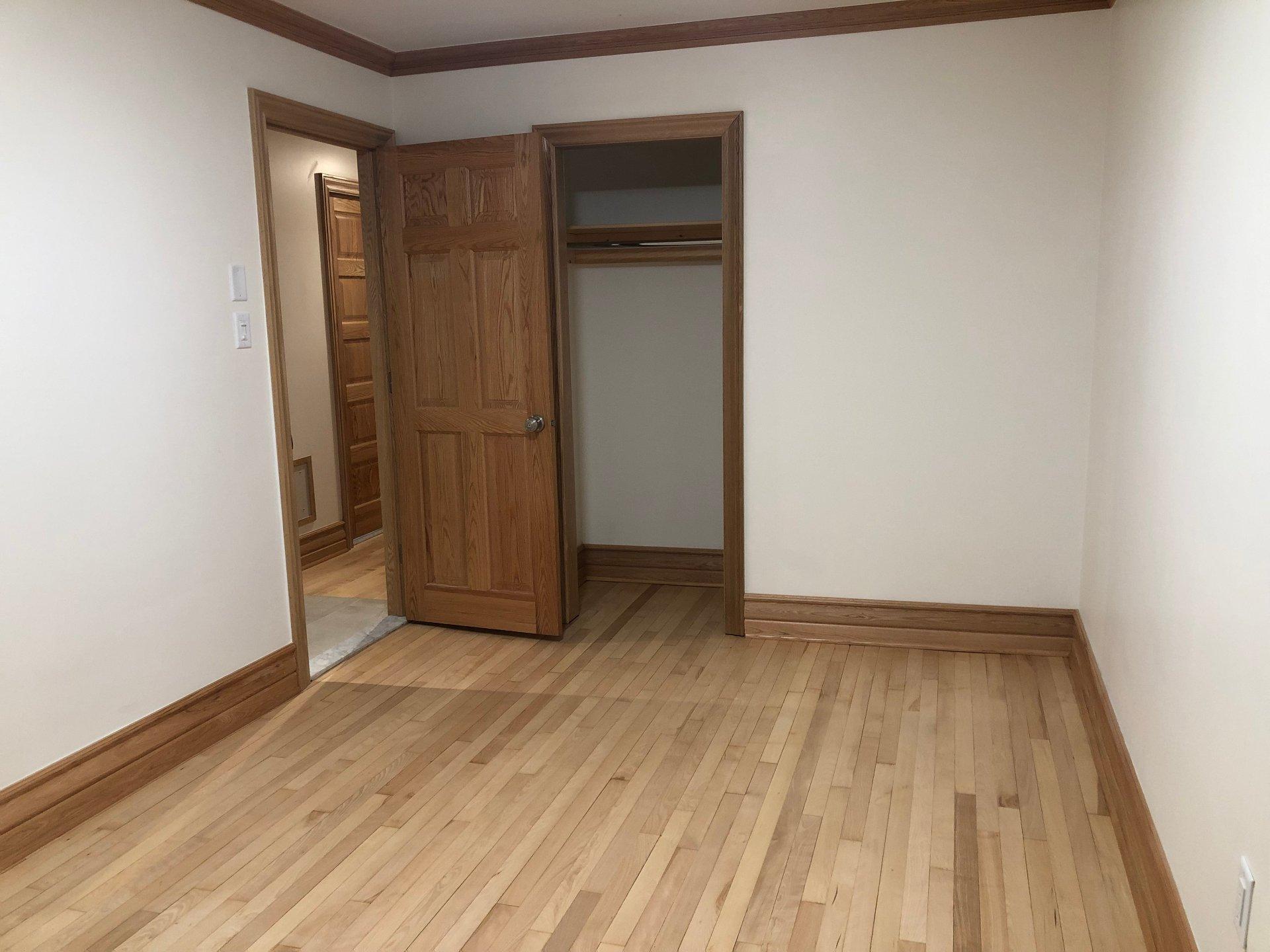 









7455


Rue Cartier

, 3,
Montréal (Villeray/Saint-Michel/Parc-Extension),




QC
H2E2J4

