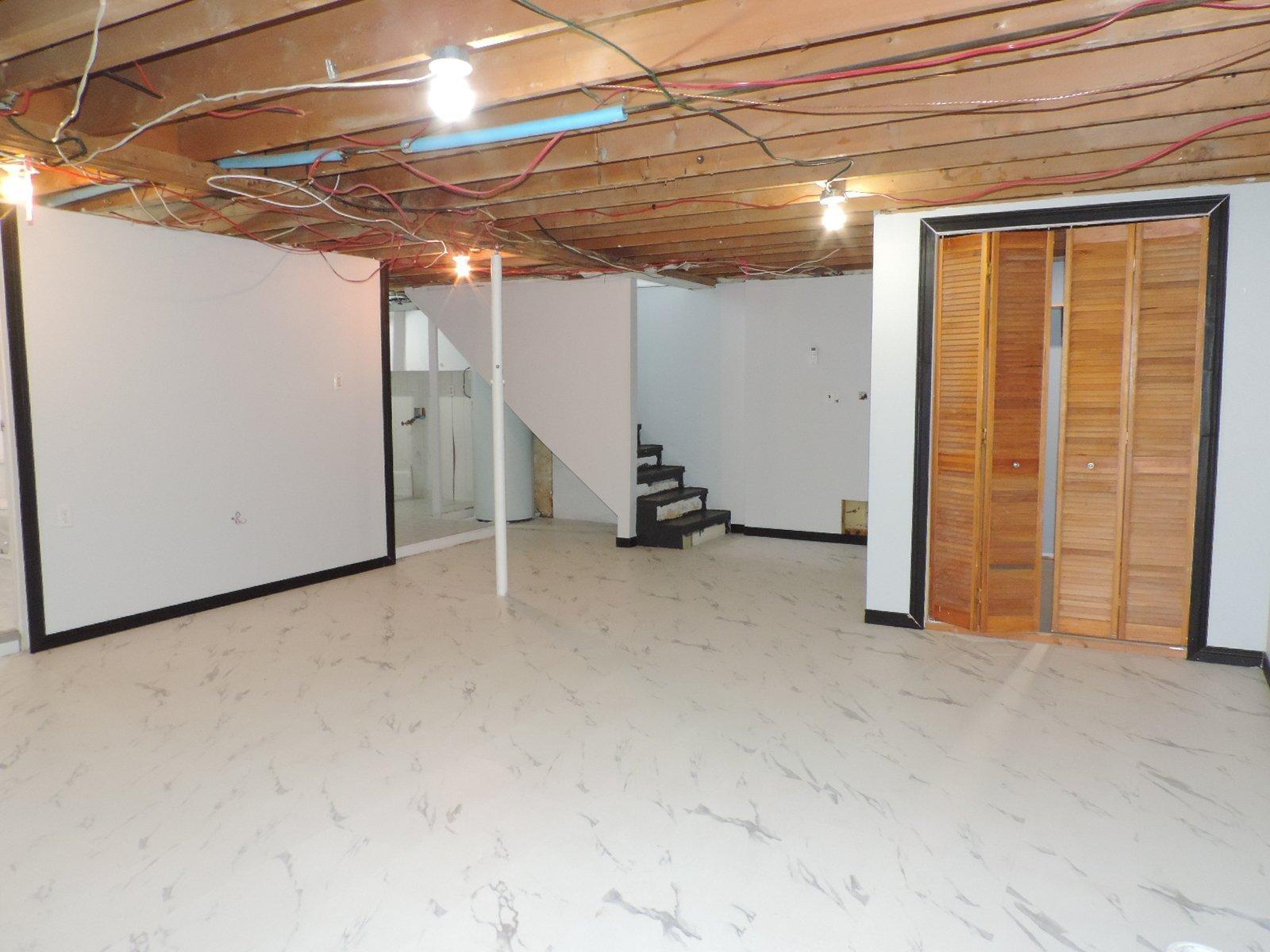 









58


Rue des Peupliers

,
Lebel-sur-Quévillon,




QC
J0Y1X0

