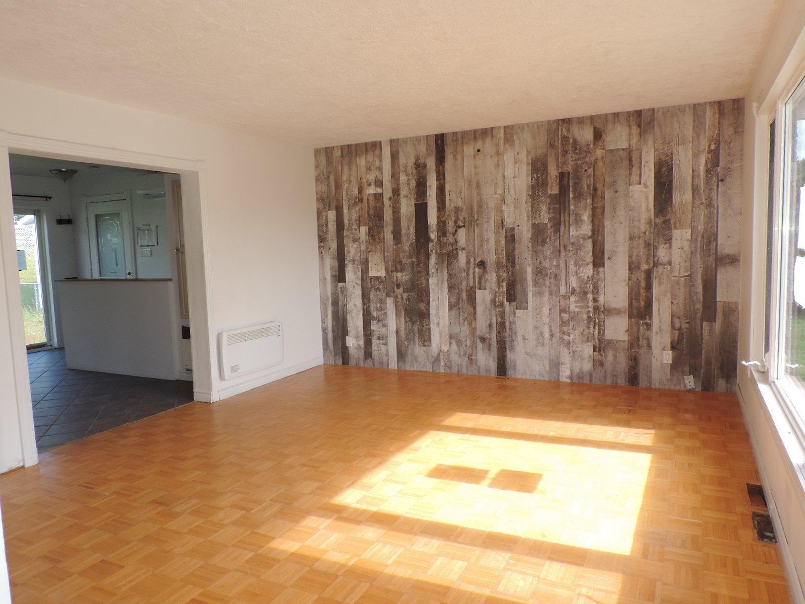 









58


Rue des Peupliers

,
Lebel-sur-Quévillon,




QC
J0Y1X0

