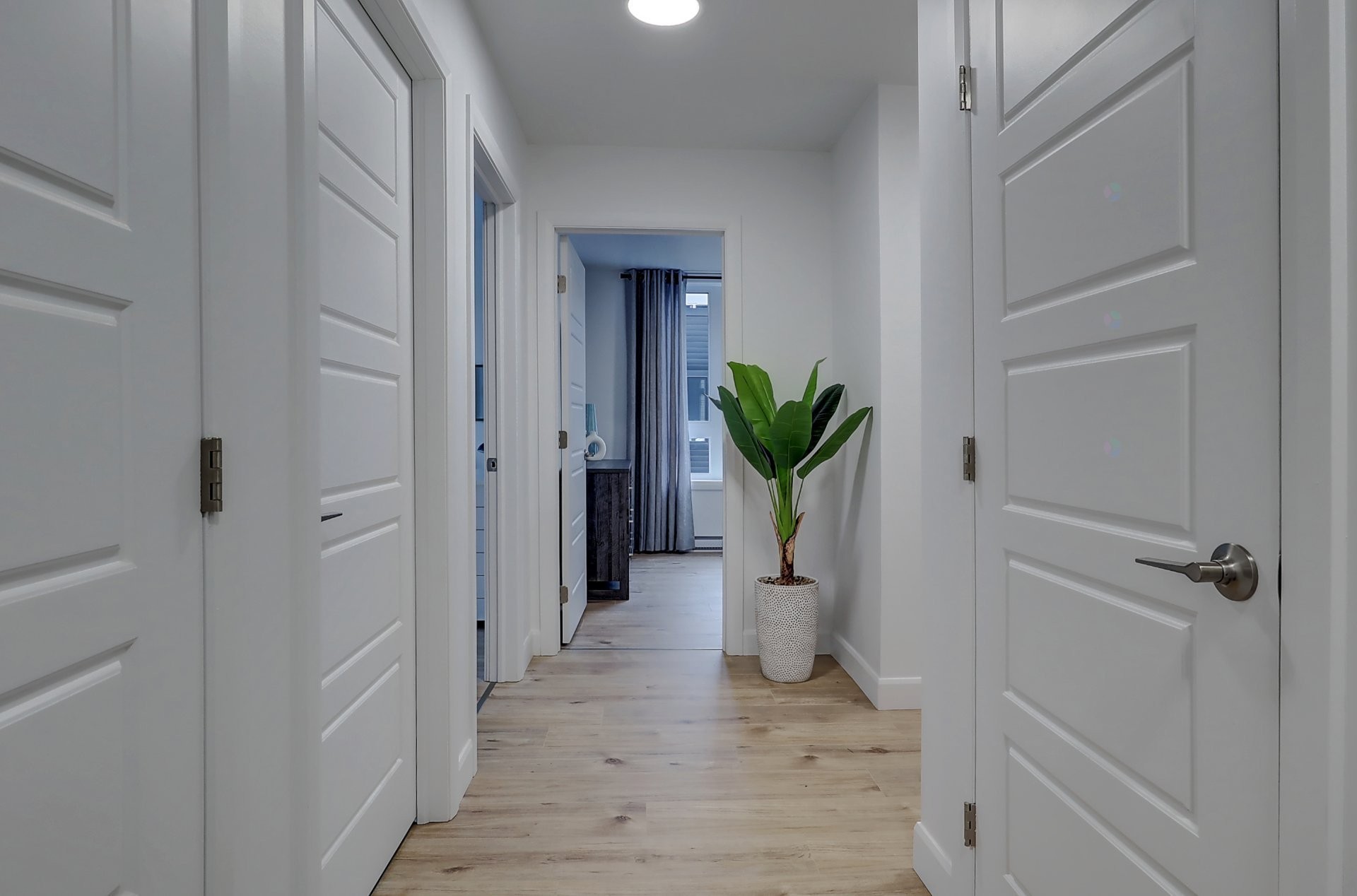 









5350


Boul. des Vétérans

, 101,
Lac-Mégantic,




QC
G6B2G7

