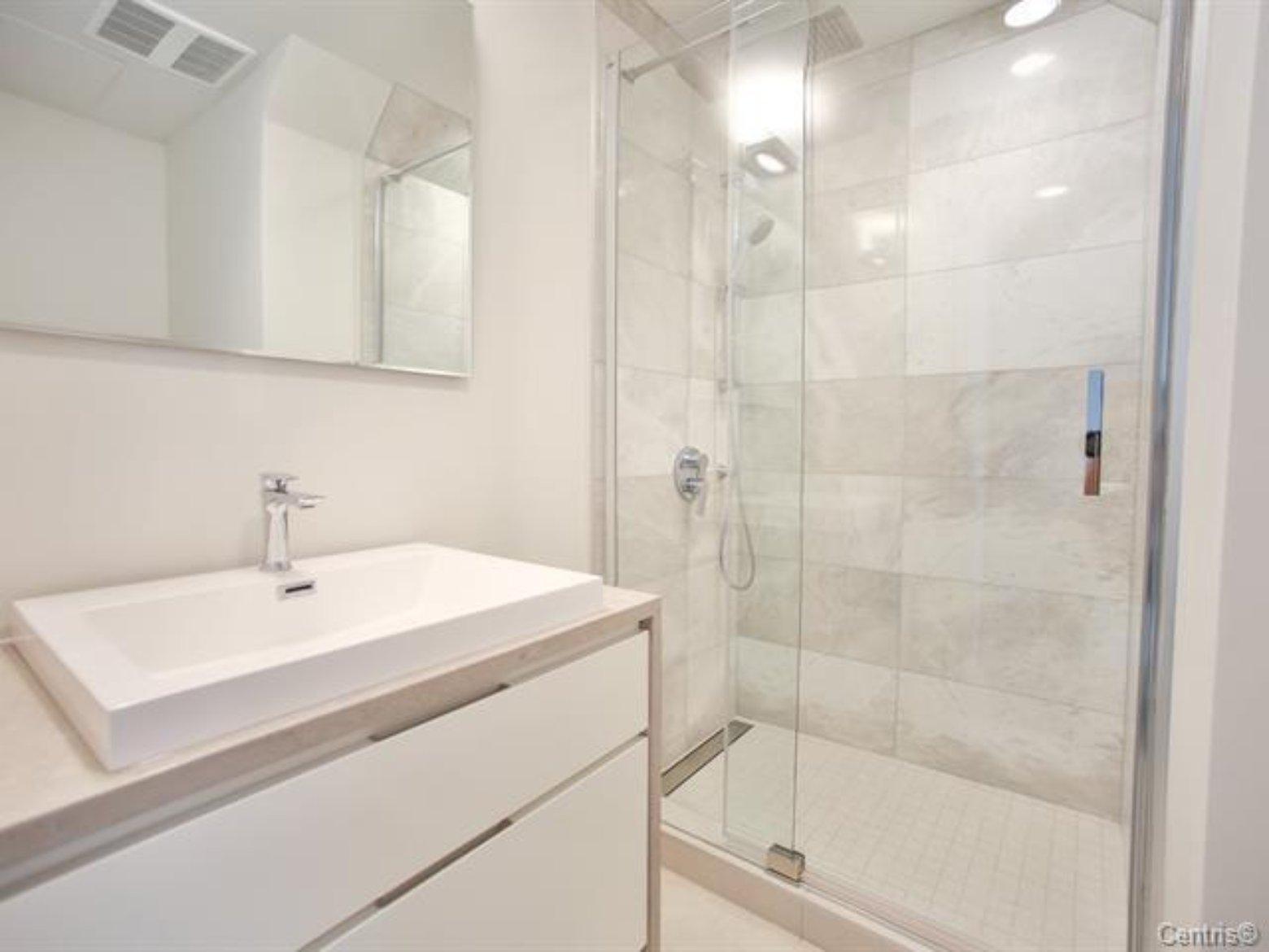 









1288


Rue St-Antoine O.

, TH10,
Montréal (Ville-Marie),




QC
H3C0X6

