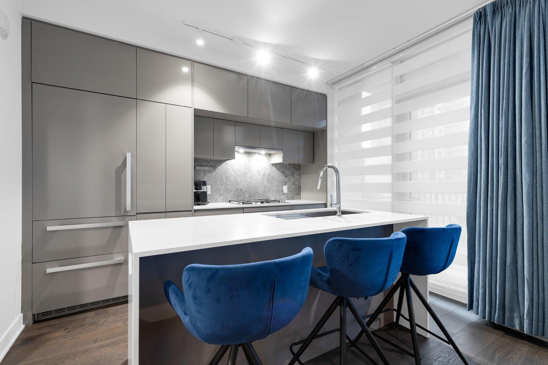 









1288


Rue St-Antoine O.

, TH10,
Montréal (Ville-Marie),




QC
H3C0X6

