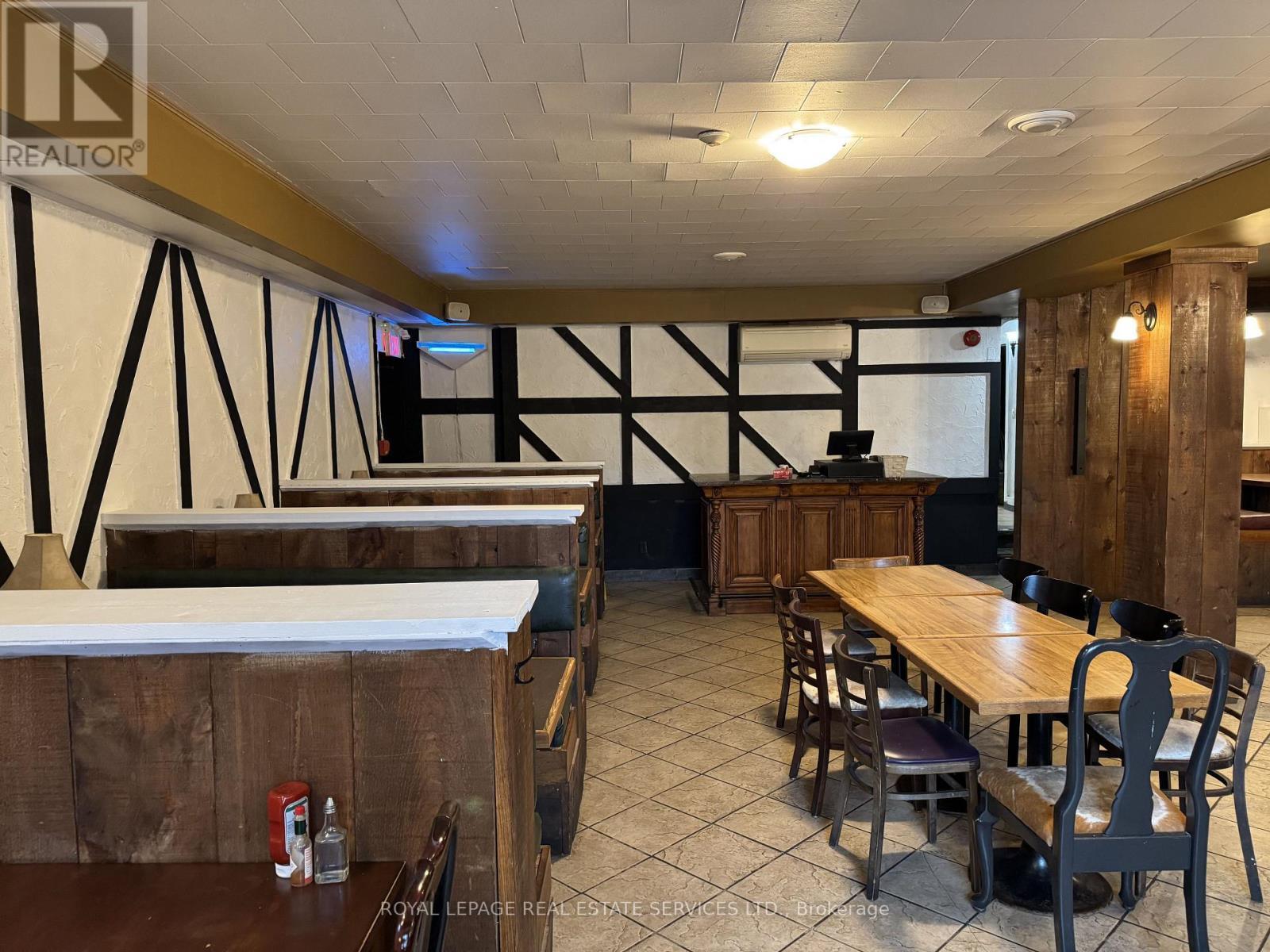 












1193 QUEENS BUSH ROAD

,
Wellesley,




Ontario
N0B2T0

