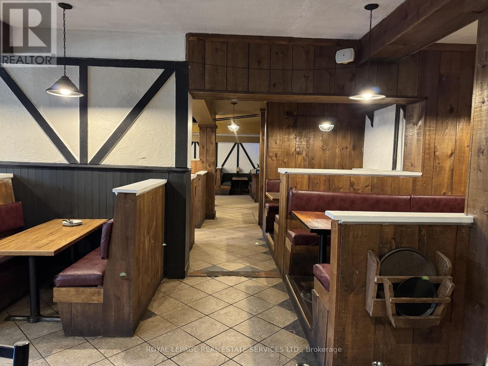 












1193 QUEENS BUSH ROAD

,
Wellesley,




Ontario
N0B2T0

