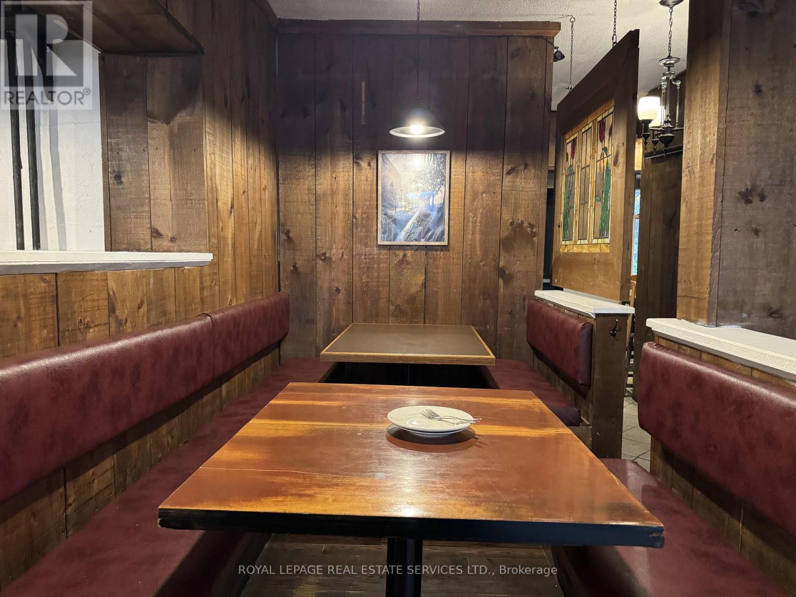 












1193 QUEENS BUSH ROAD

,
Wellesley,




Ontario
N0B2T0

