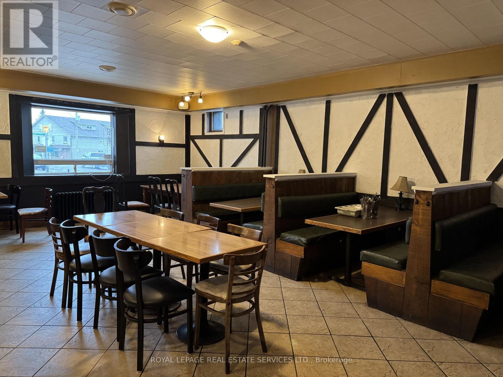 












1193 QUEENS BUSH ROAD

,
Wellesley,




Ontario
N0B2T0

