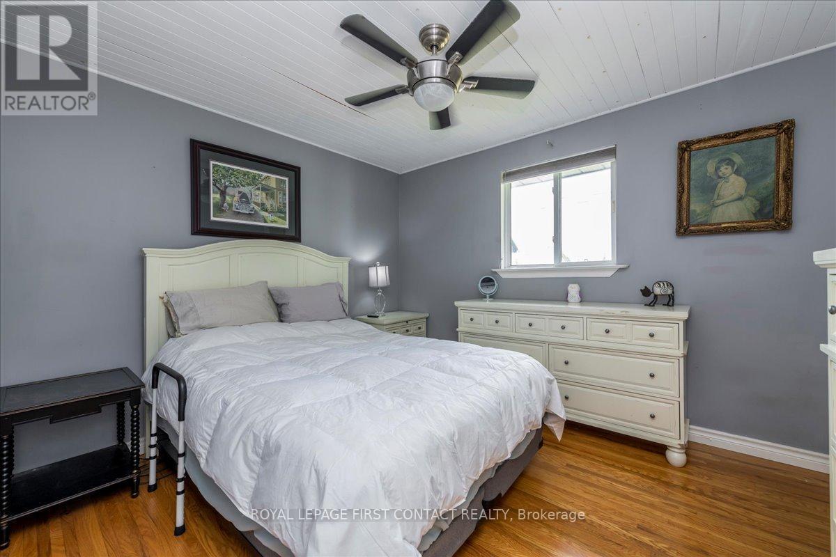 












591 OAK STREET

,
Collingwood,




Ontario
L9Y2Z2

