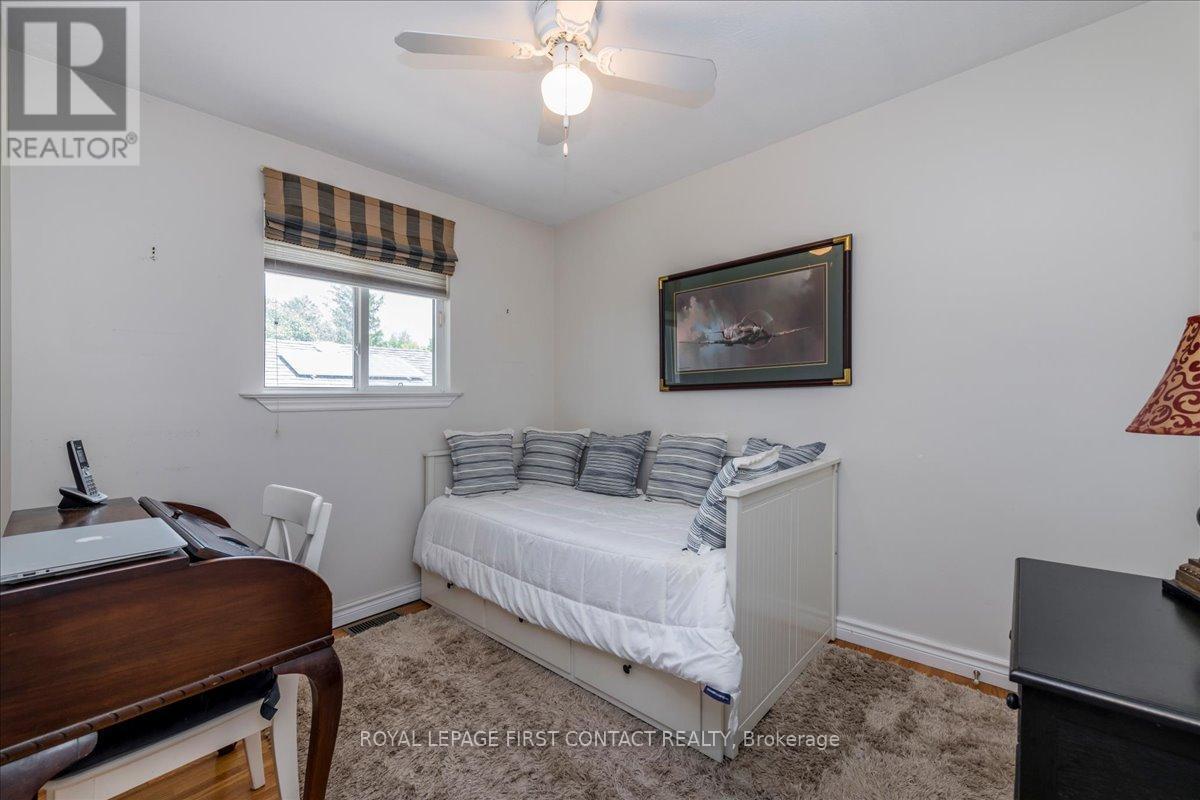 












591 OAK STREET

,
Collingwood,




Ontario
L9Y2Z2

