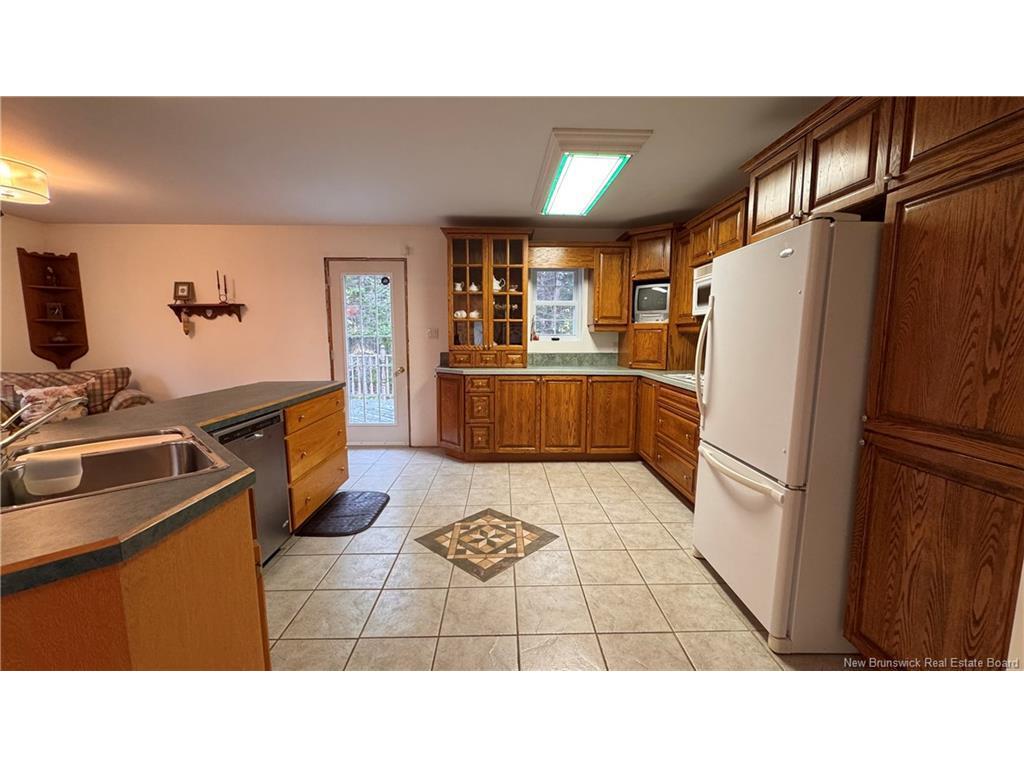 









170


Parker

RD,
Parker Road,




NB
E1V 5E3

