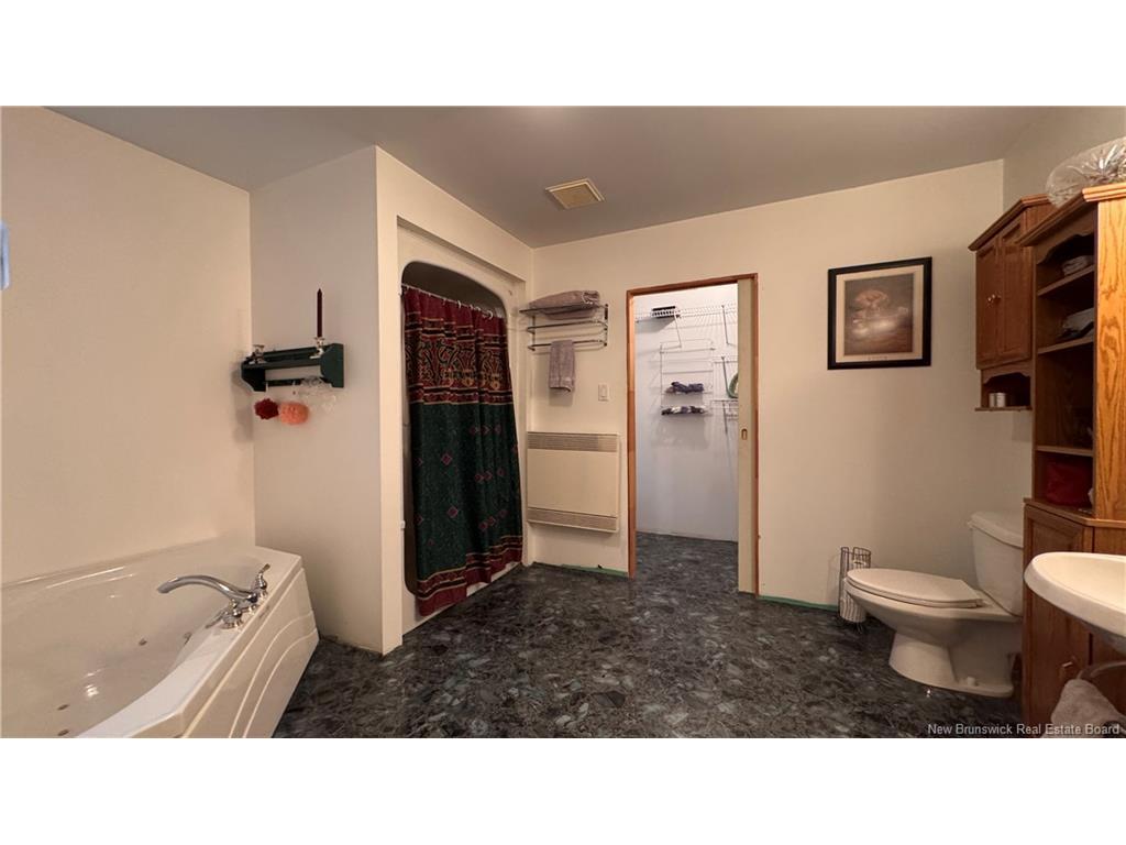 









170


Parker

RD,
Parker Road,




NB
E1V 5E3

