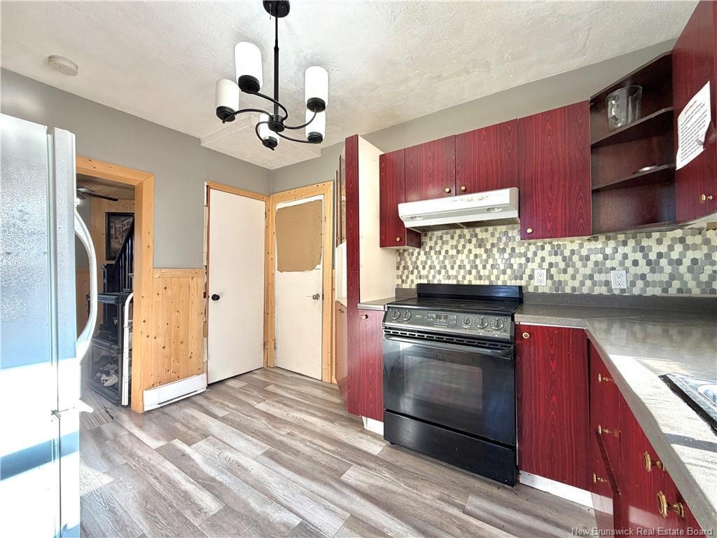 









320


St. Andrew

ST,
Bathurst,




NB
E2A 1C5

