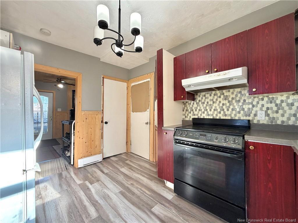 









320


St. Andrew

ST,
Bathurst,




NB
E2A 1C5

