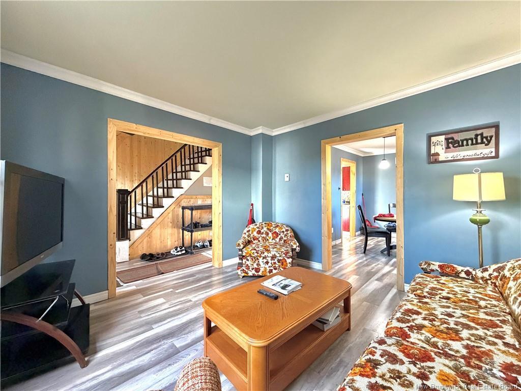 









320


St. Andrew

ST,
Bathurst,




NB
E2A 1C5

