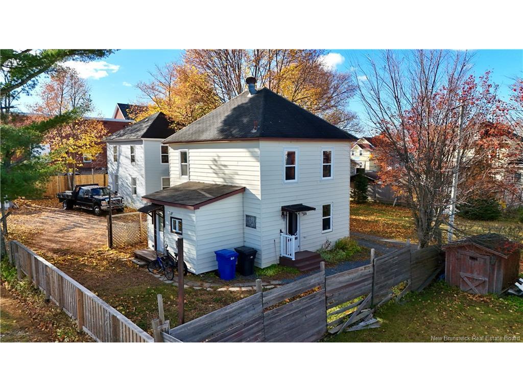 









320


St. Andrew

ST,
Bathurst,




NB
E2A 1C5

