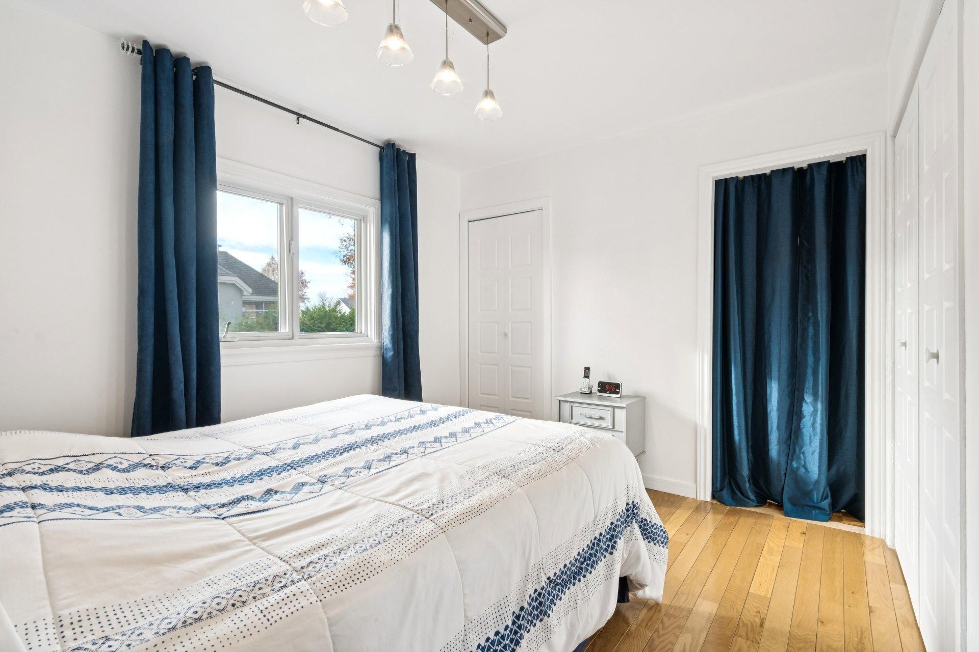 









5595


Ch. St-Roch

,
Sorel-Tracy,




QC
J3R3M6

