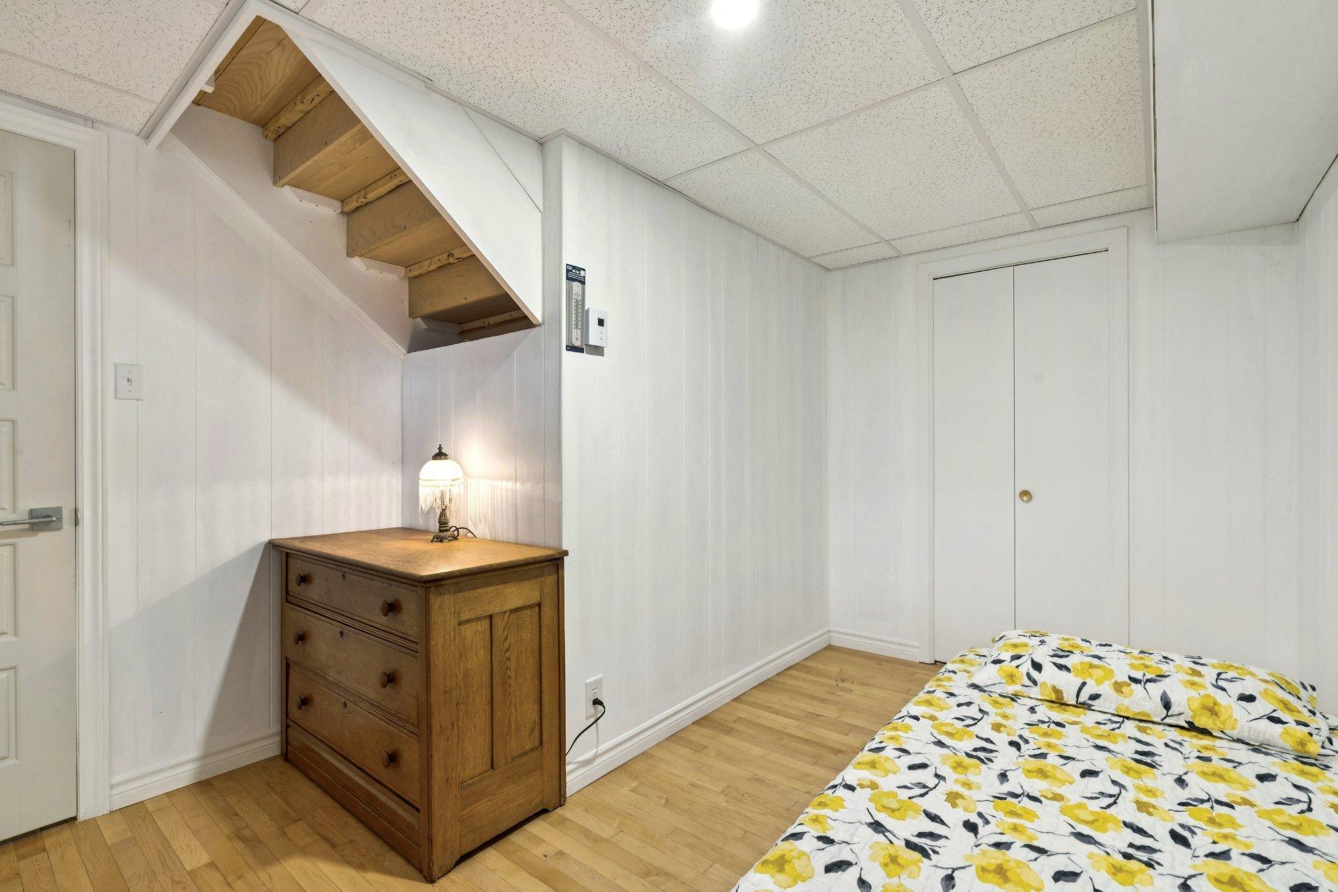 









5595


Ch. St-Roch

,
Sorel-Tracy,




QC
J3R3M6

