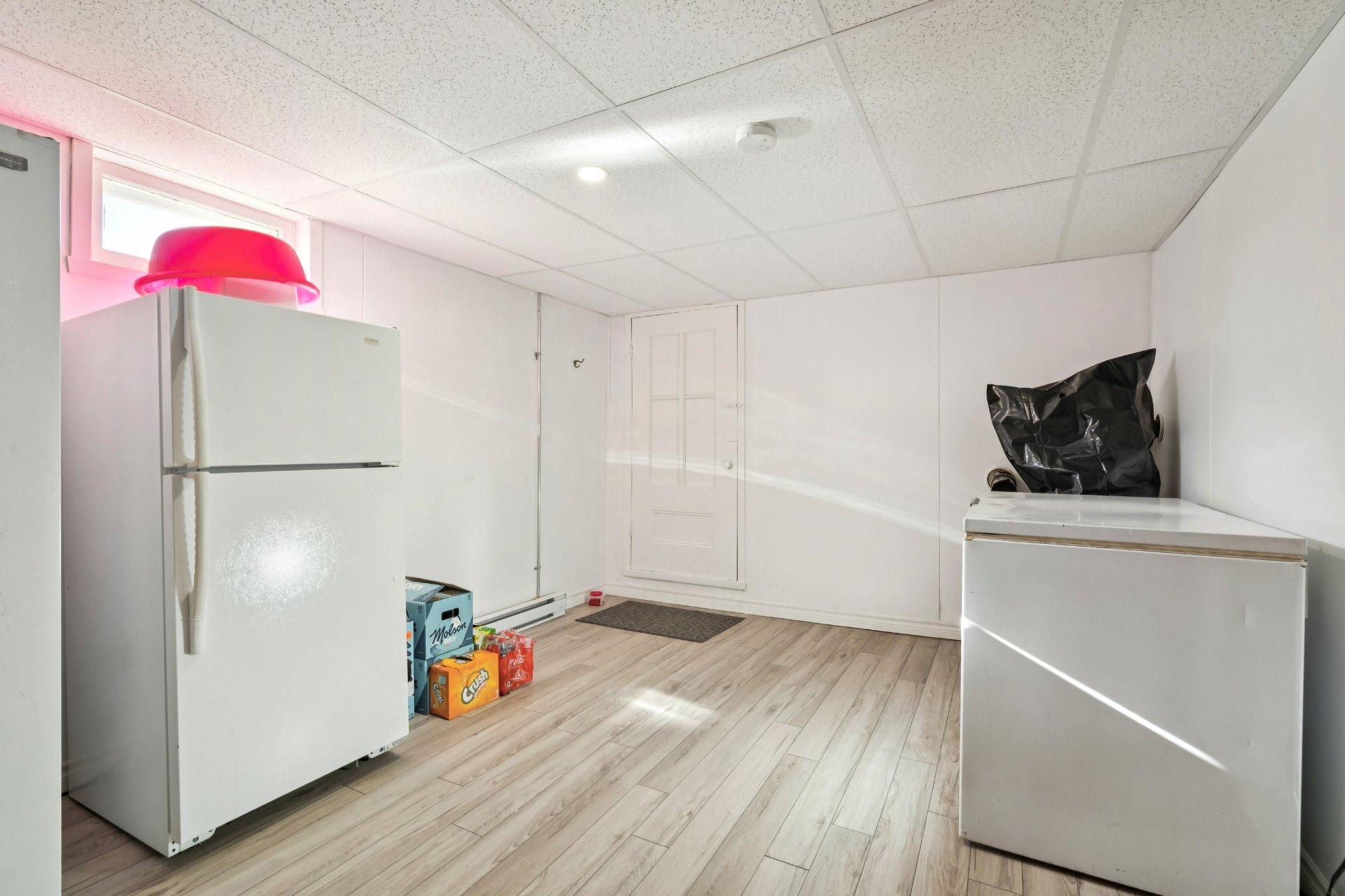 









5595


Ch. St-Roch

,
Sorel-Tracy,




QC
J3R3M6

