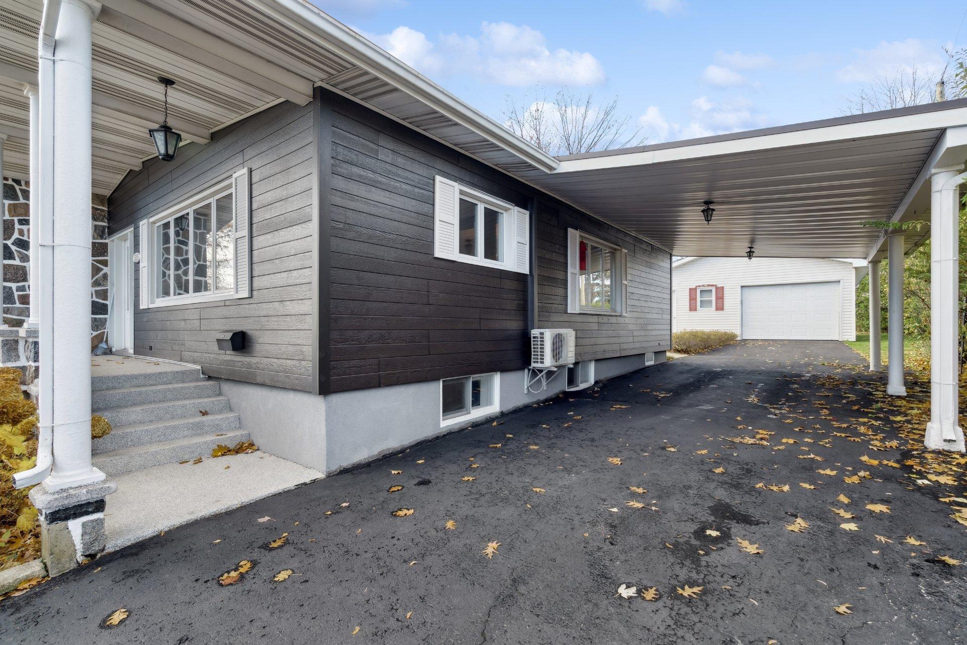 









5595


Ch. St-Roch

,
Sorel-Tracy,




QC
J3R3M6

