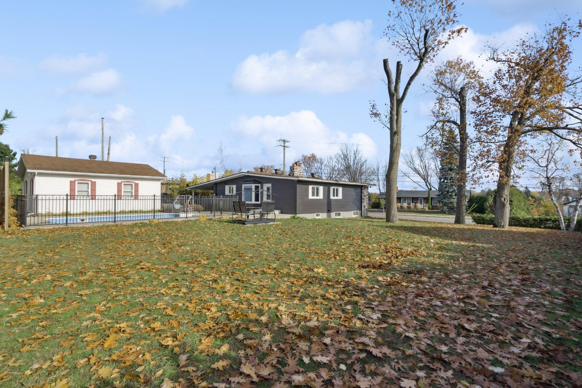 









5595


Ch. St-Roch

,
Sorel-Tracy,




QC
J3R3M6

