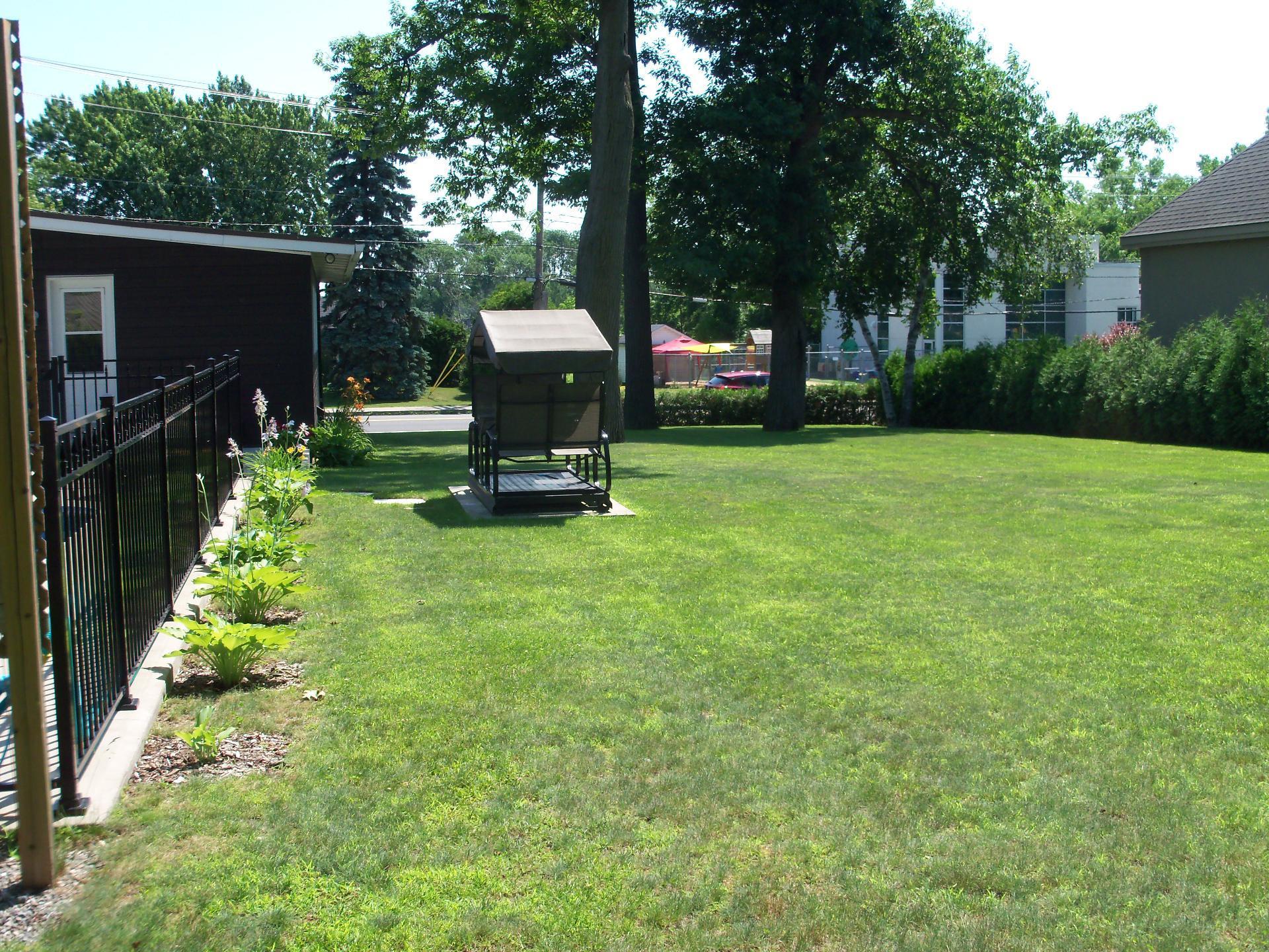 









5595


Ch. St-Roch

,
Sorel-Tracy,




QC
J3R3M6

