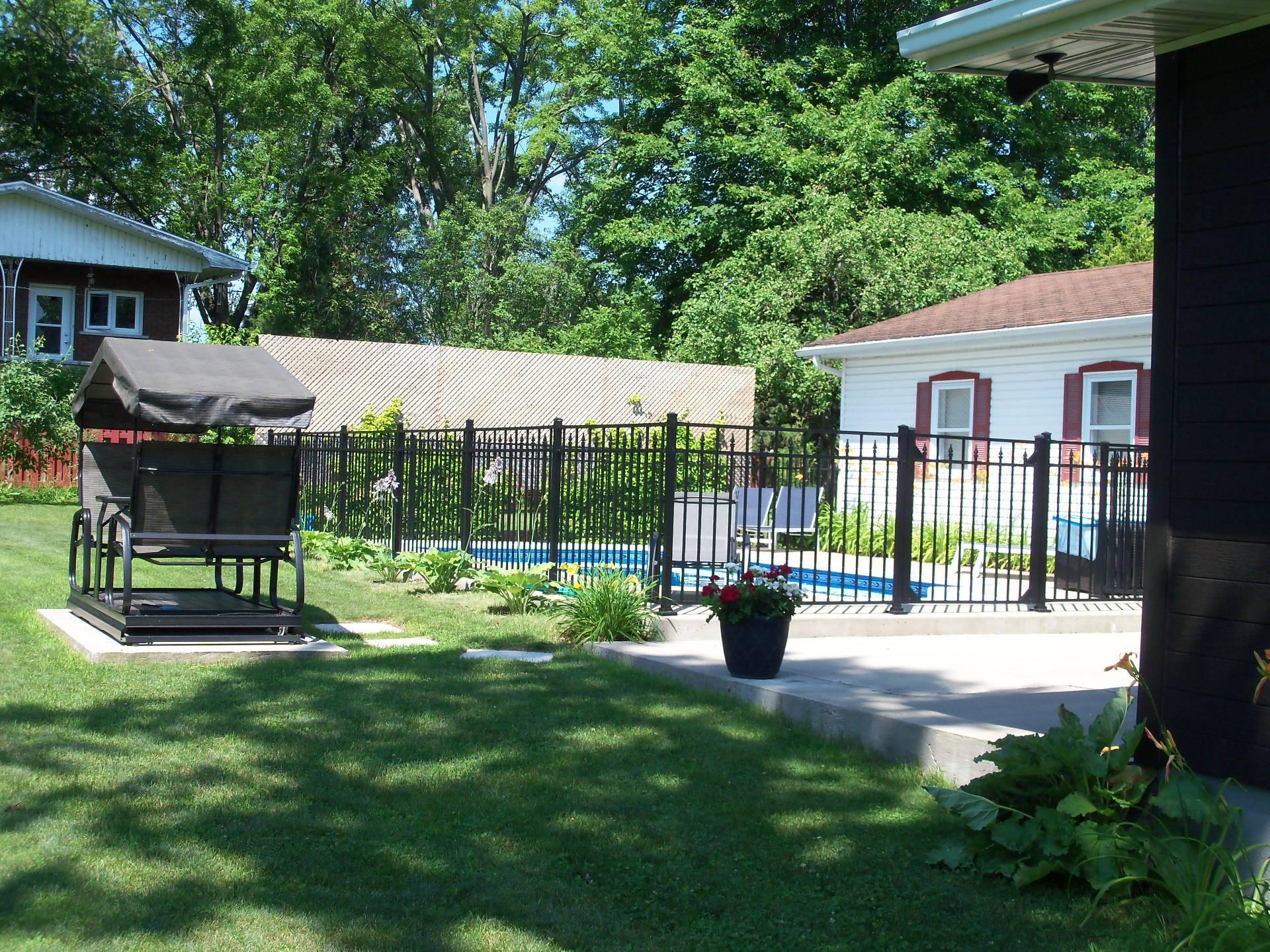 









5595


Ch. St-Roch

,
Sorel-Tracy,




QC
J3R3M6

