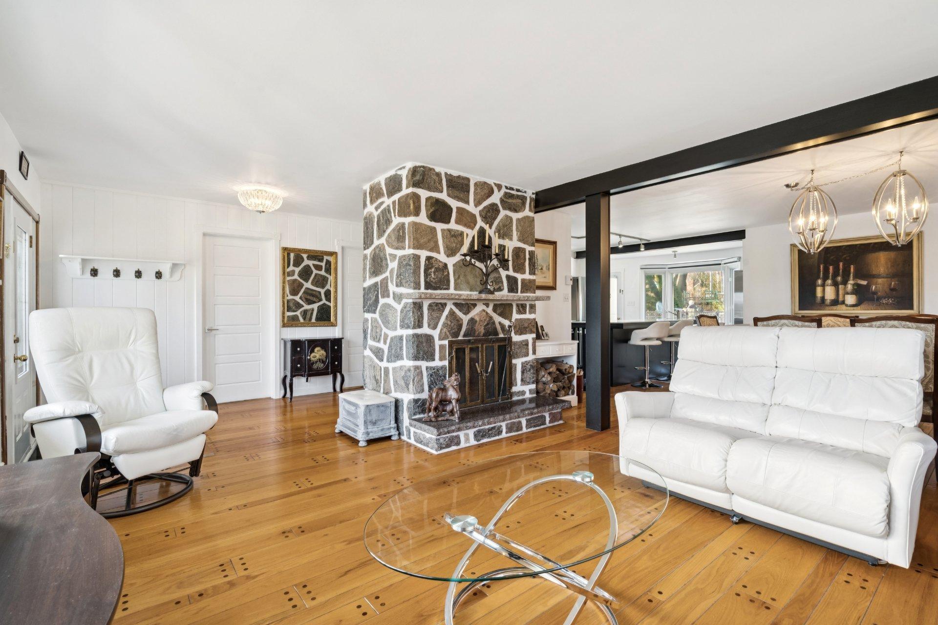 









5595


Ch. St-Roch

,
Sorel-Tracy,




QC
J3R3M6

