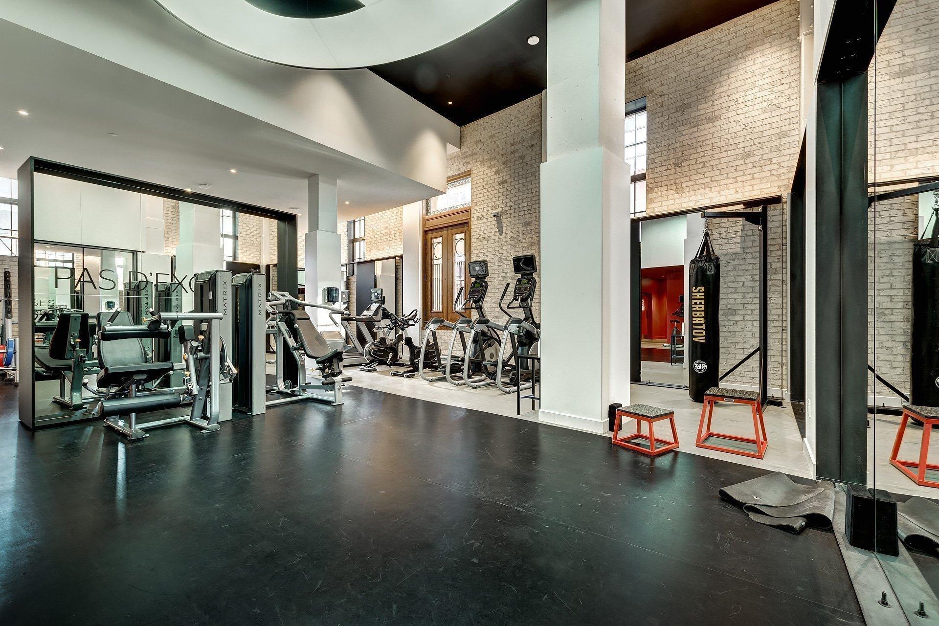 









1288


Rue St-Antoine O.

, 507,
Montréal (Ville-Marie),




QC
H3C0X6

