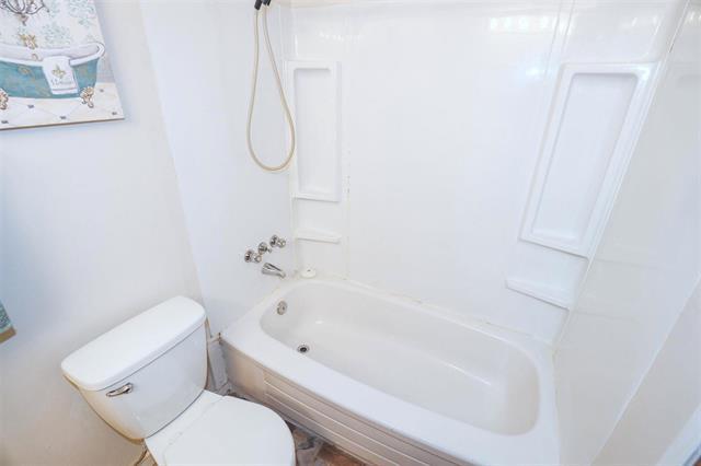 









1720


Taylor

AVE, 12,
Winnipeg,




MB
R3N 0N8

