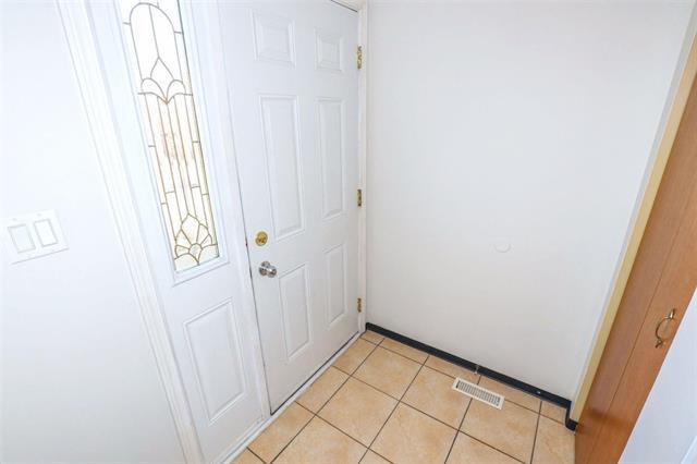 









1720


Taylor

AVE, 12,
Winnipeg,




MB
R3N 0N8

