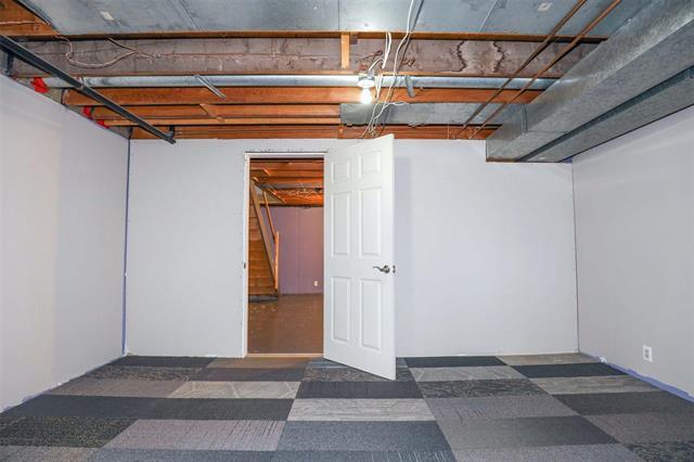 









1720


Taylor

AVE, 12,
Winnipeg,




MB
R3N 0N8

