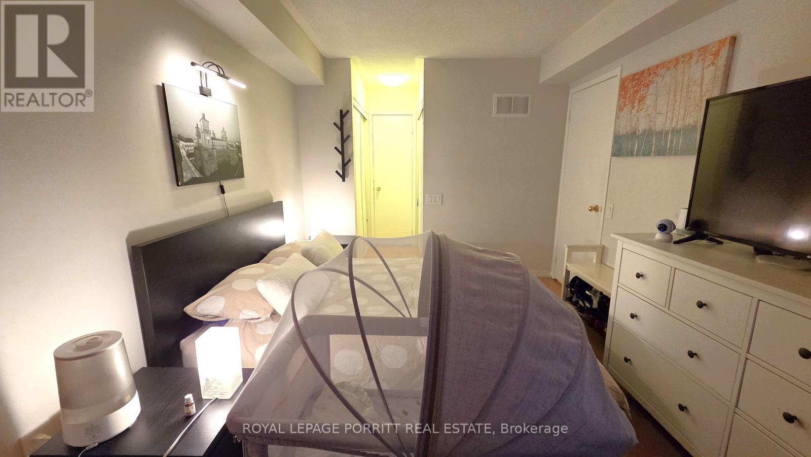 












115 - 760 LAWRENCE AVENUE W

,
Toronto,




Ontario
M6A3E7

