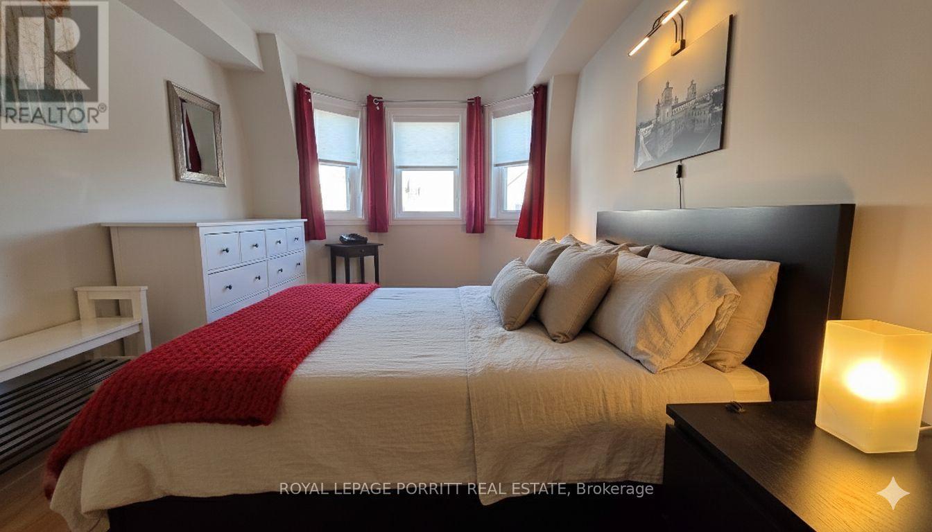 












115 - 760 LAWRENCE AVENUE W

,
Toronto,




Ontario
M6A3E7

