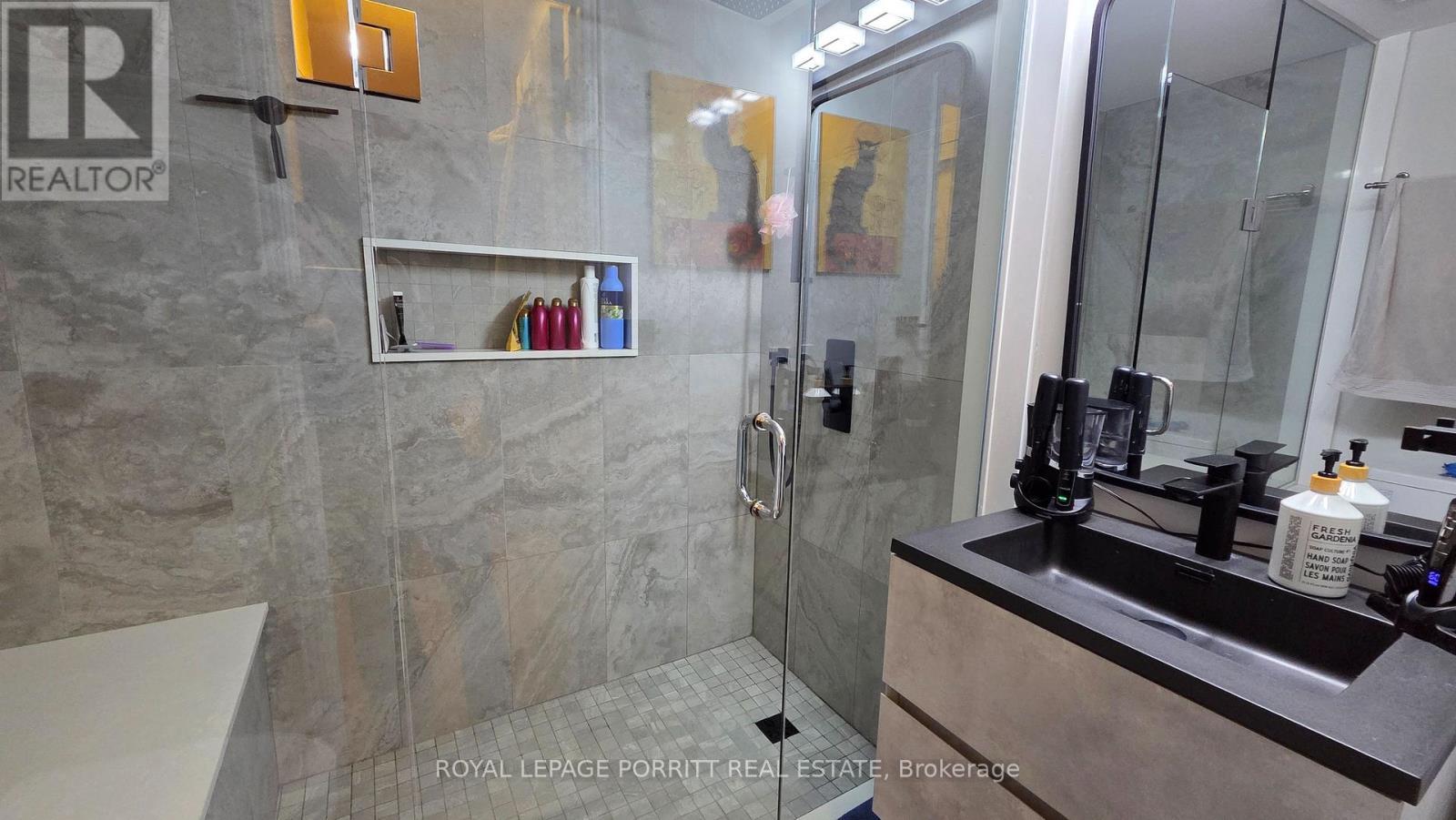 












115 - 760 LAWRENCE AVENUE W

,
Toronto,




Ontario
M6A3E7

