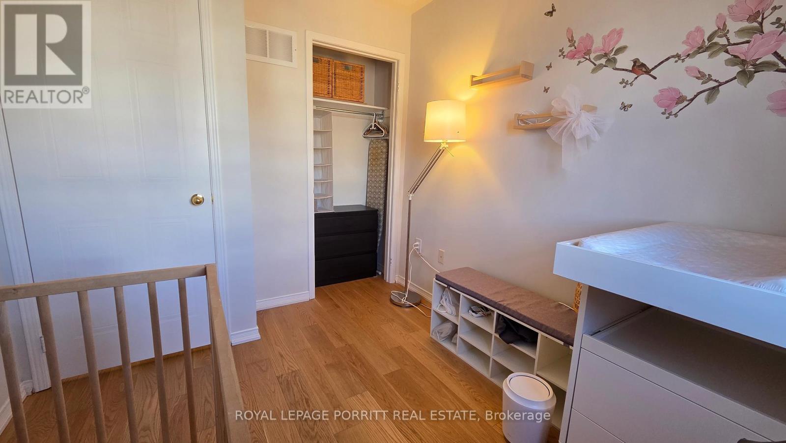 












115 - 760 LAWRENCE AVENUE W

,
Toronto,




Ontario
M6A3E7

