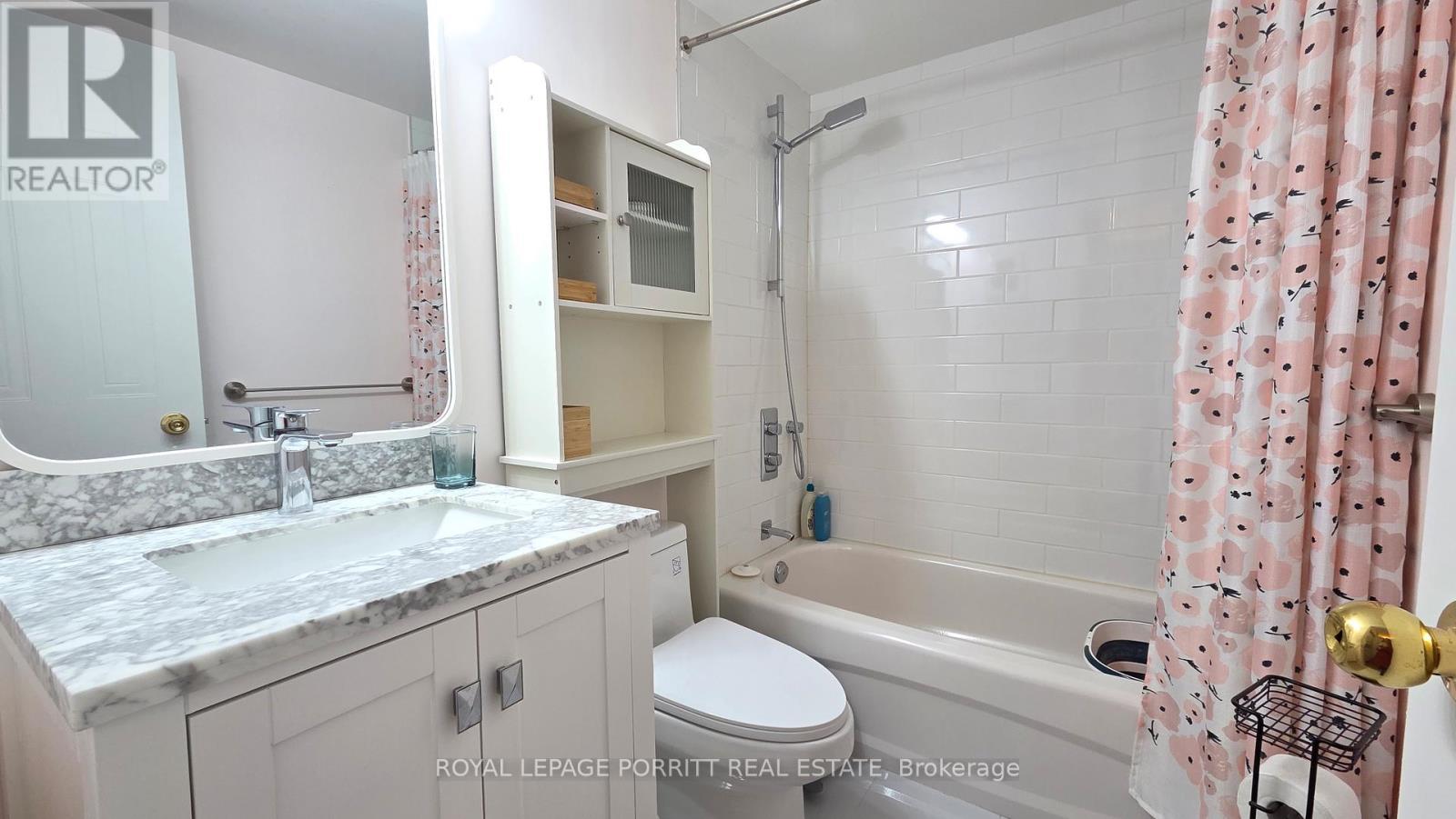 












115 - 760 LAWRENCE AVENUE W

,
Toronto,




Ontario
M6A3E7

