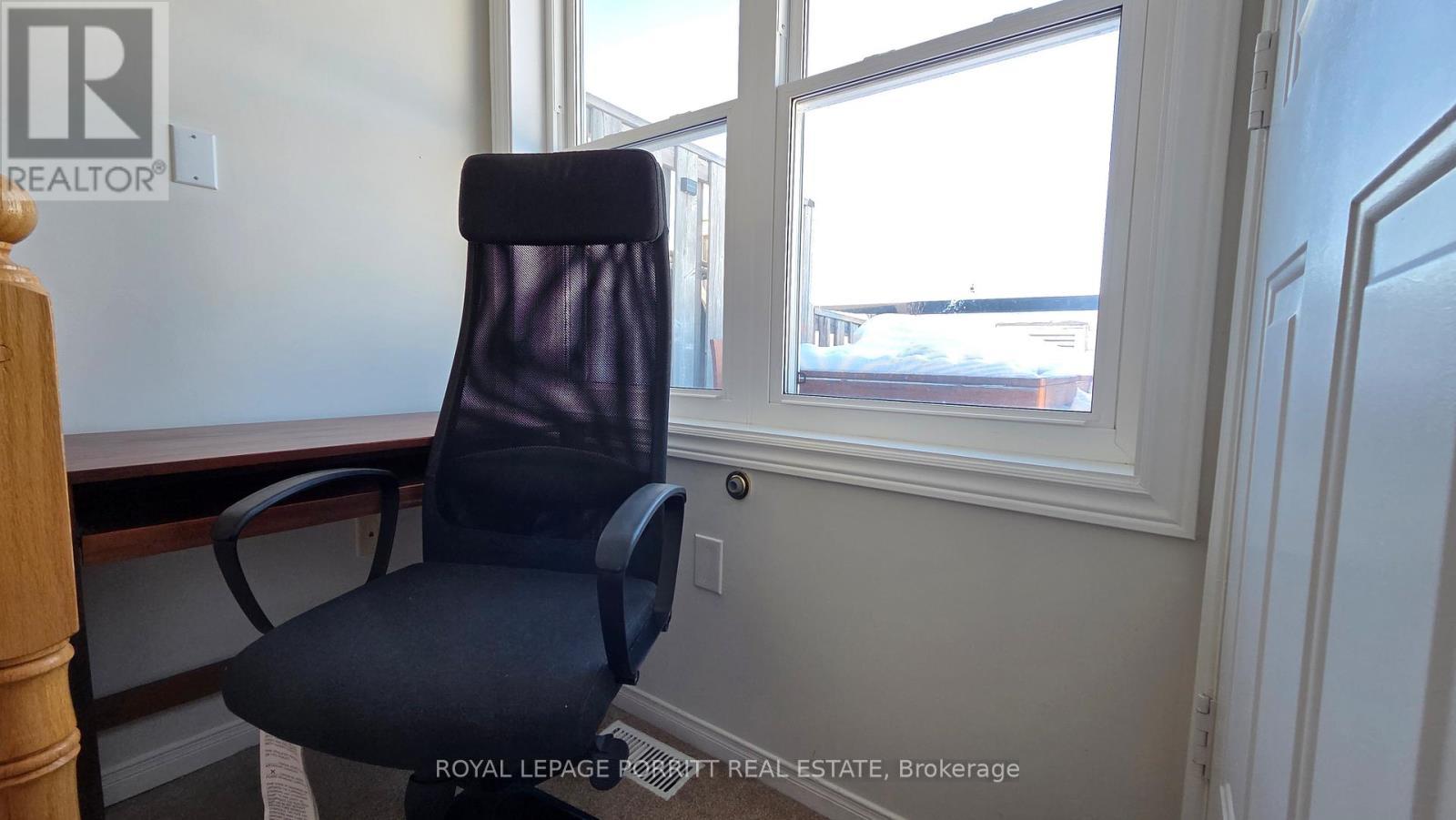 












115 - 760 LAWRENCE AVENUE W

,
Toronto,




Ontario
M6A3E7

