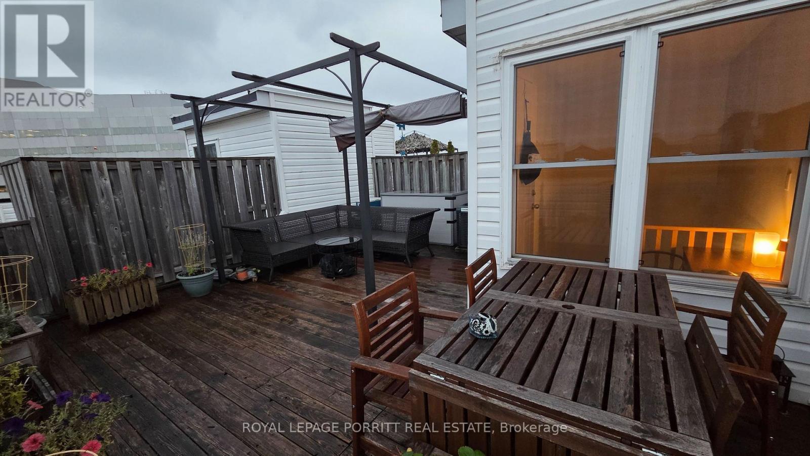 












115 - 760 LAWRENCE AVENUE W

,
Toronto,




Ontario
M6A3E7

