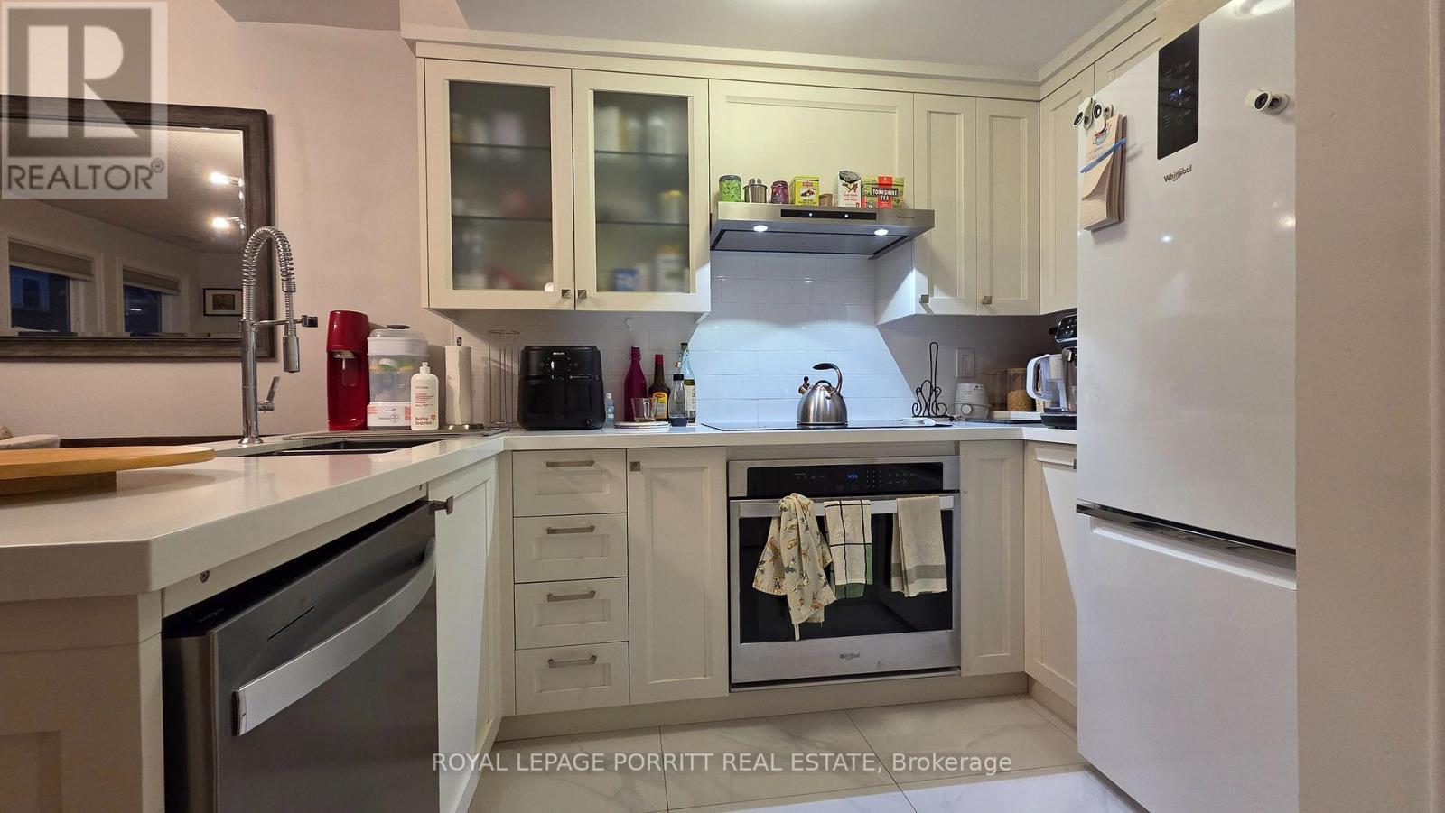 












115 - 760 LAWRENCE AVENUE W

,
Toronto,




Ontario
M6A3E7

