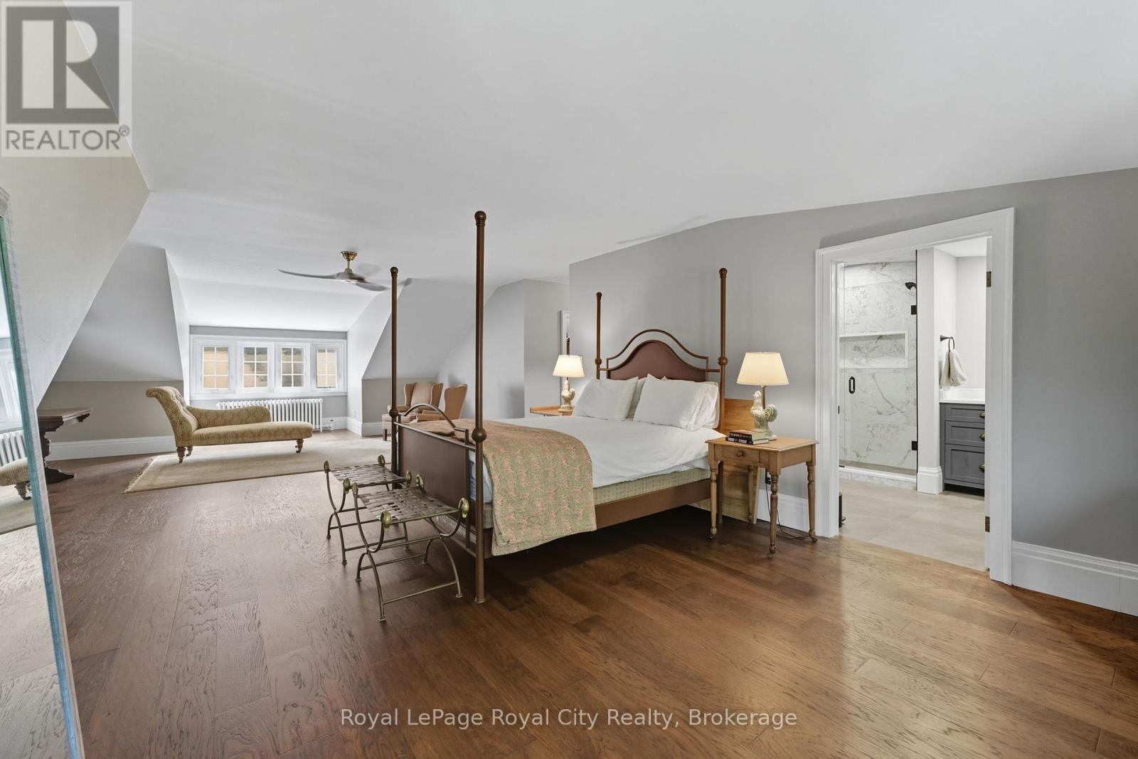 












66 OLD MILL ROAD

,
Cambridge,




Ontario
N3H4R8

