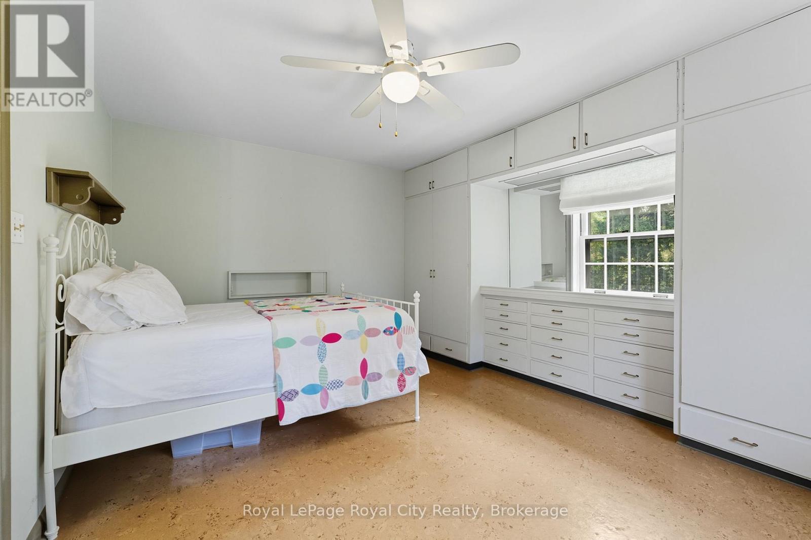 












66 OLD MILL ROAD

,
Cambridge,




Ontario
N3H4R8

