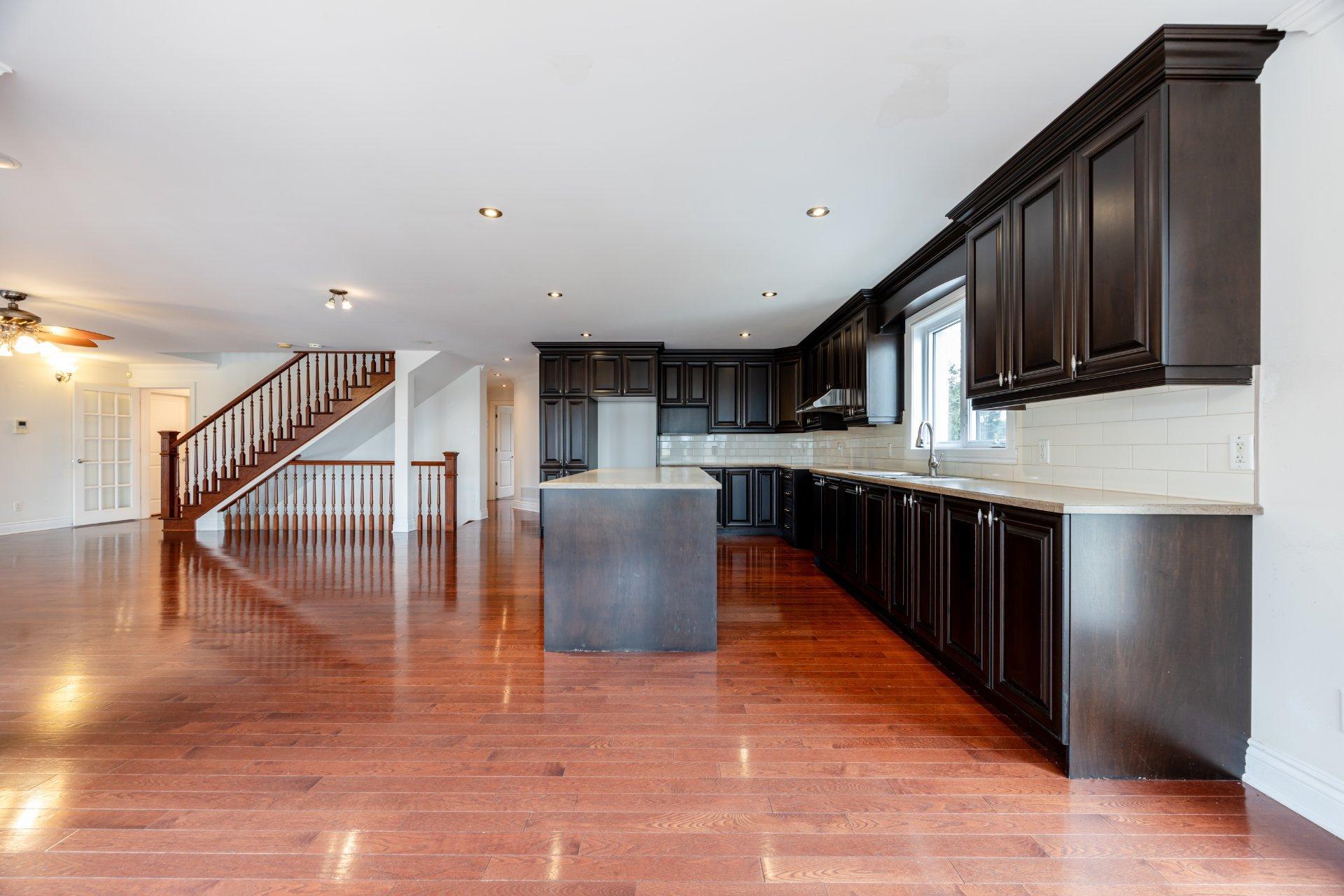 









75


Ch. de la Beauce

,
Sainte-Martine,




QC
J0S1V0

