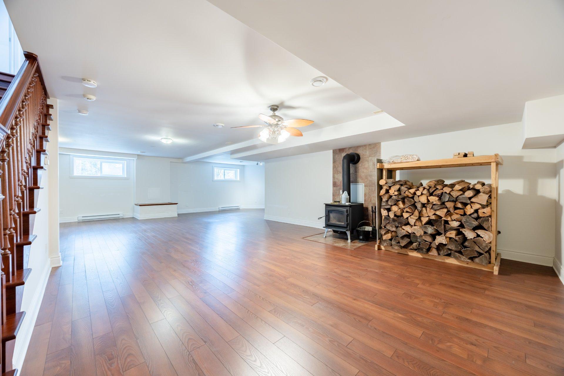 









75


Ch. de la Beauce

,
Sainte-Martine,




QC
J0S1V0

