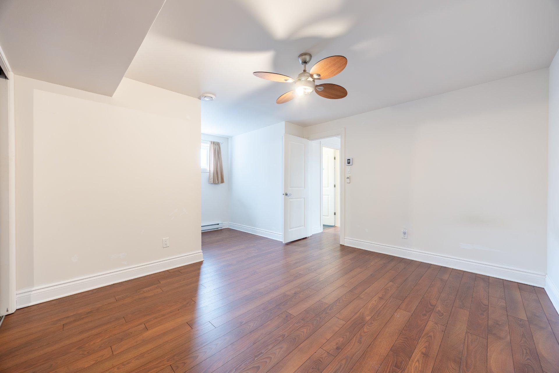 









75


Ch. de la Beauce

,
Sainte-Martine,




QC
J0S1V0

