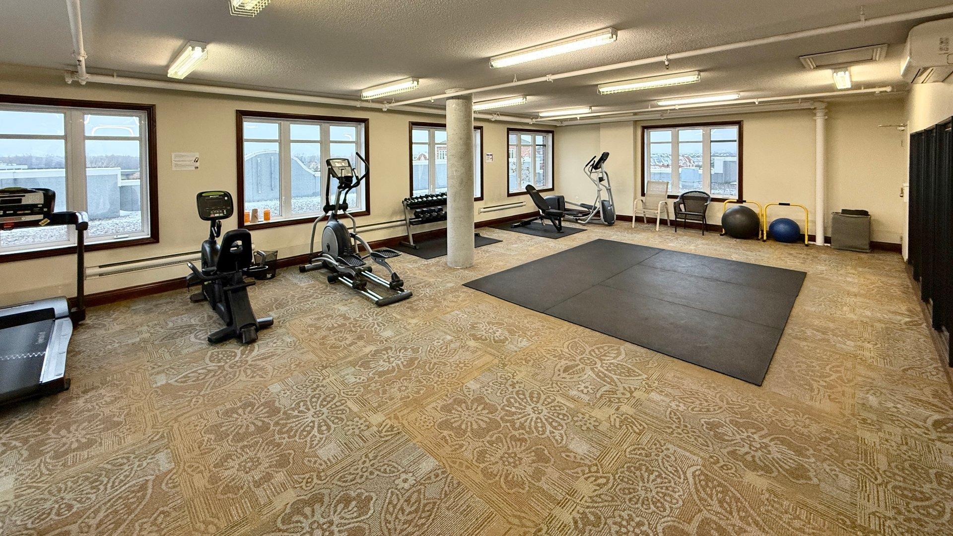 









6850


Boul. Henri-Bourassa O.

, 406,
Montréal (Saint-Laurent),




QC
H4R0E2

