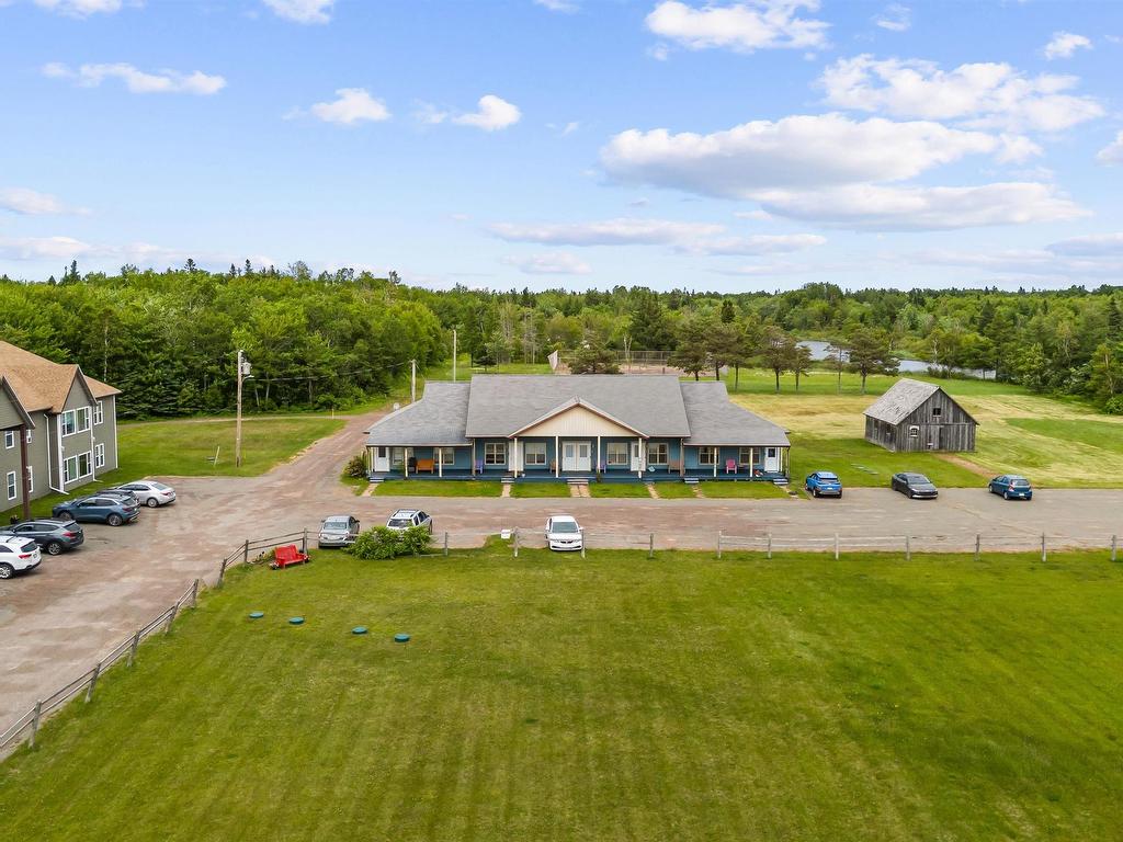 












301–2 & 304–5 6216 Route 11

,
Mont Carmel,




PE
C0B 2E0

